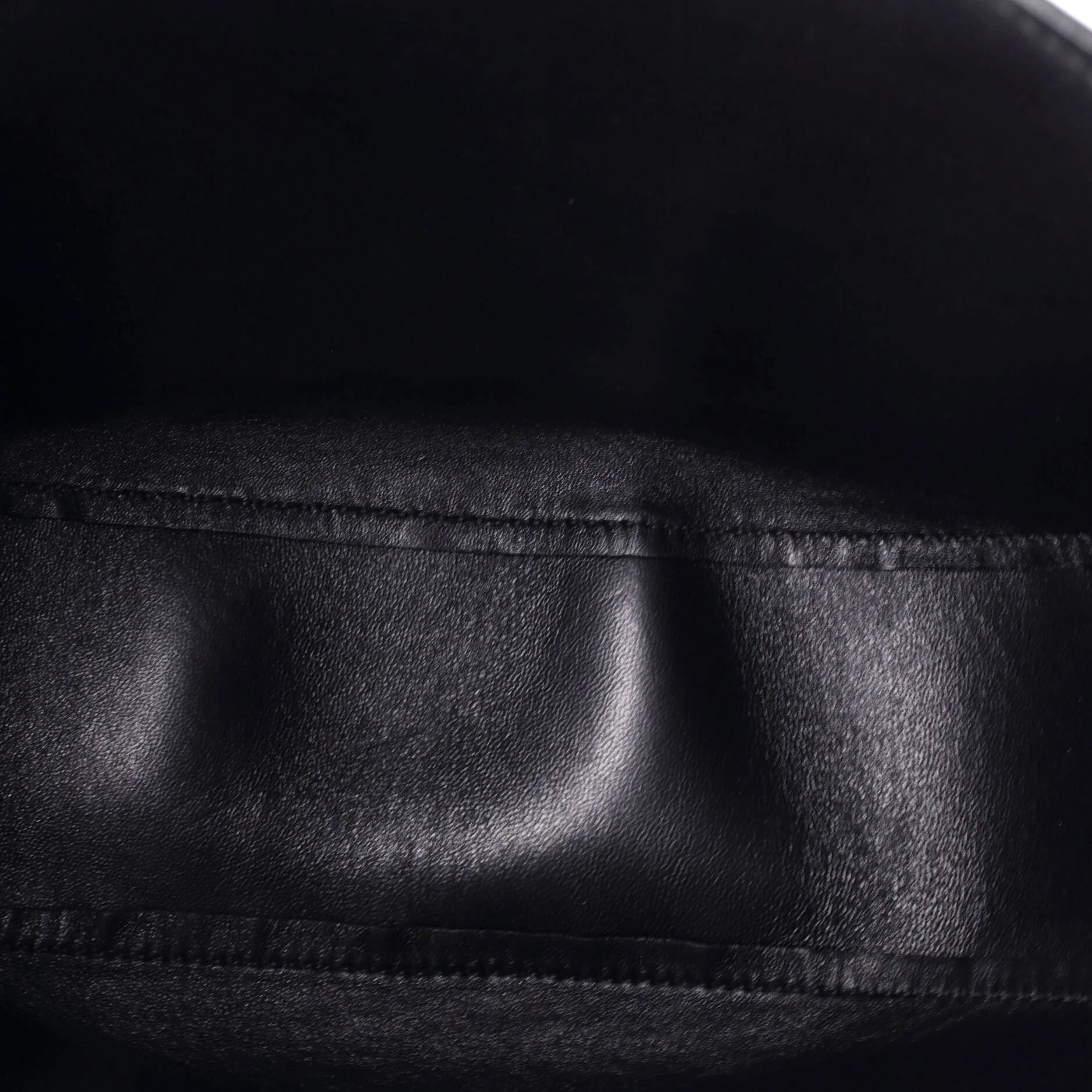 Tambour Shoulder Bag Leather with Rope Detail - Image 5