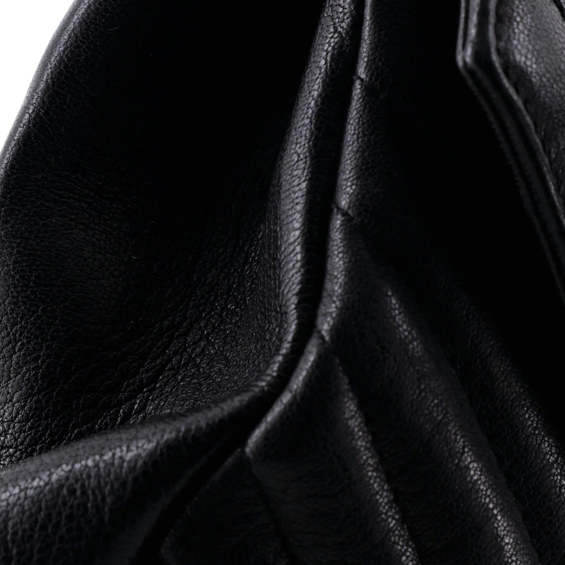 Classic Monogram College Bag Matelasse Chevron Leather Medium - Image 6