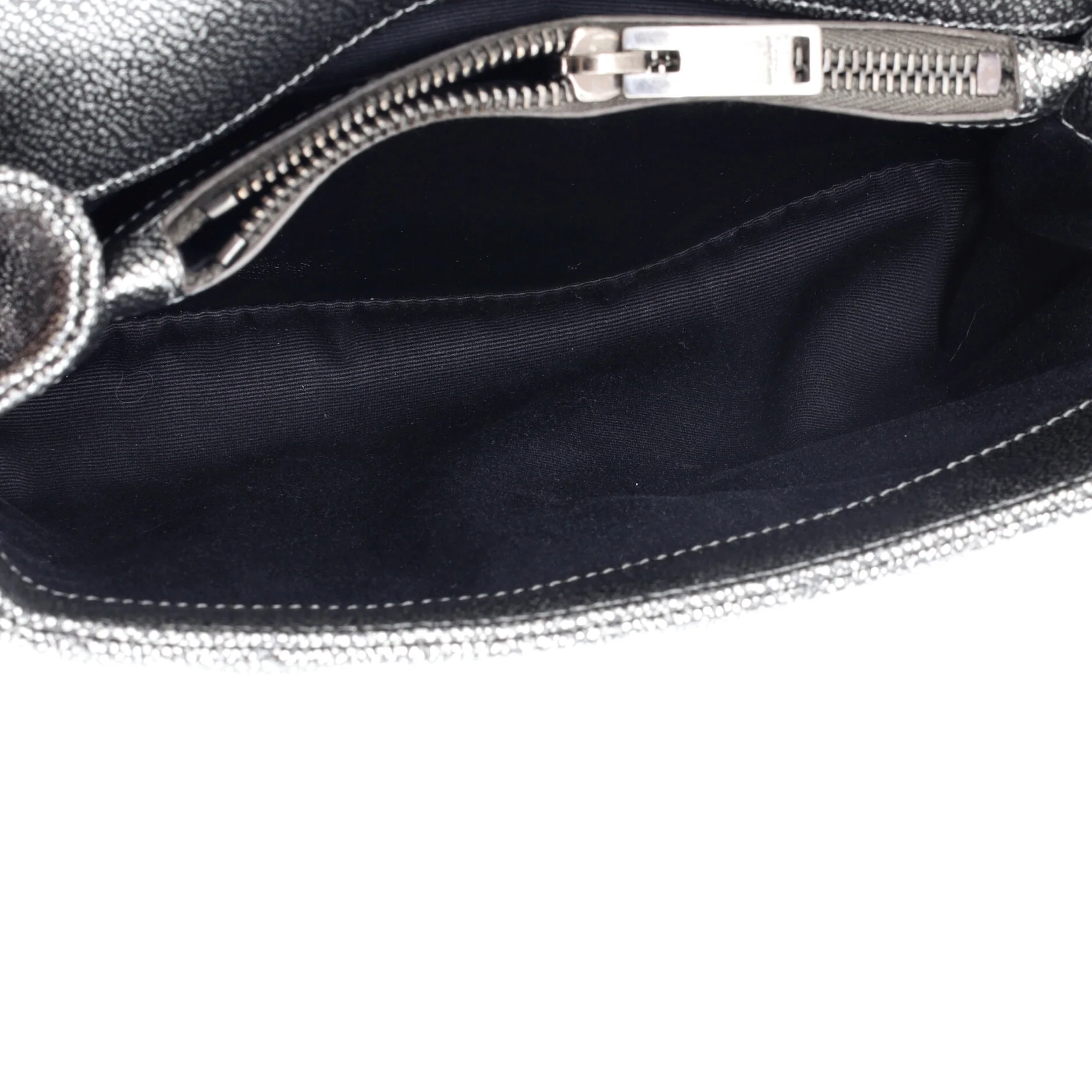 Classic Monogram College Bag Matelasse Chevron Leather Medium - Image 5