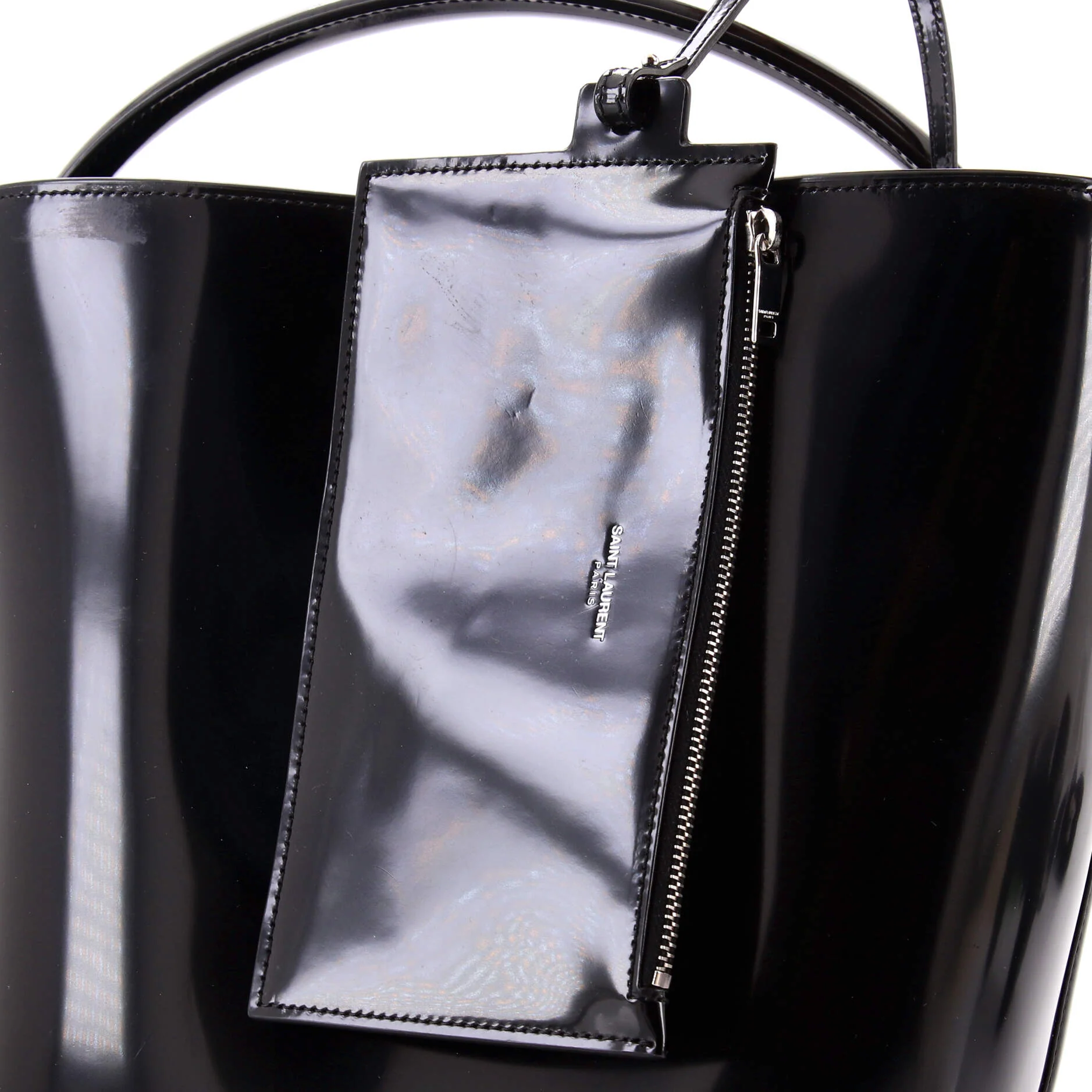 Le 37 Bucket Bag Patent - Image 8