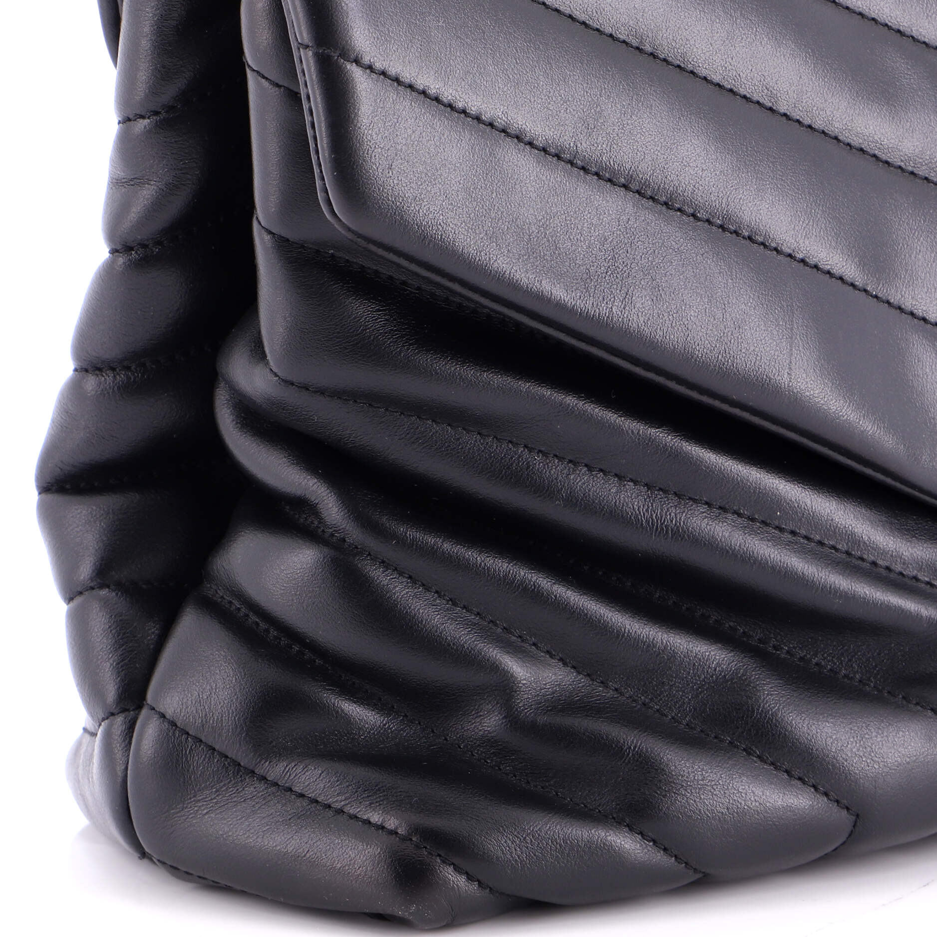Loulou Shoulder Bag Matelasse Chevron Leather Medium - Image 6