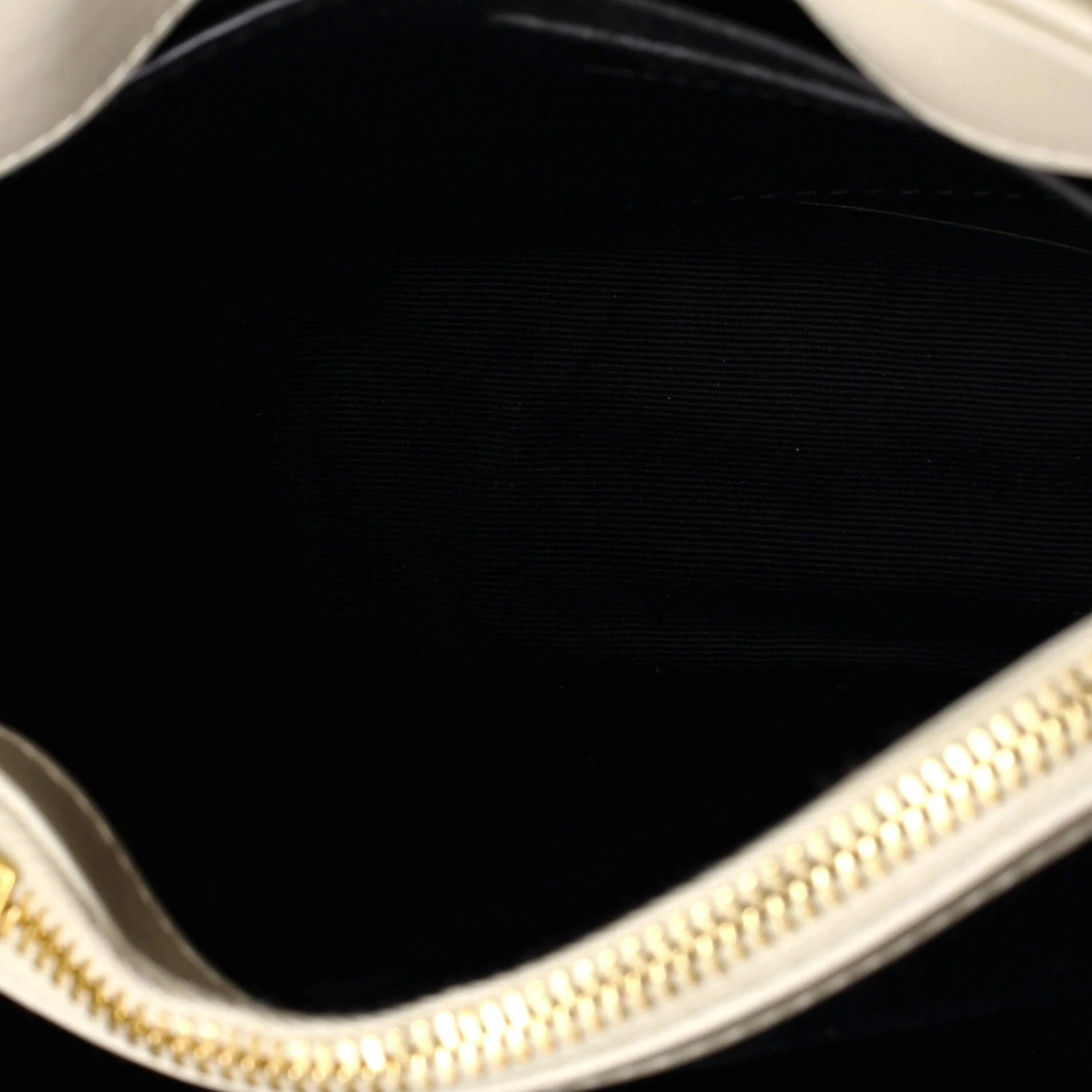 Loulou Shoulder Bag Matelasse Chevron Leather Small - Image 5