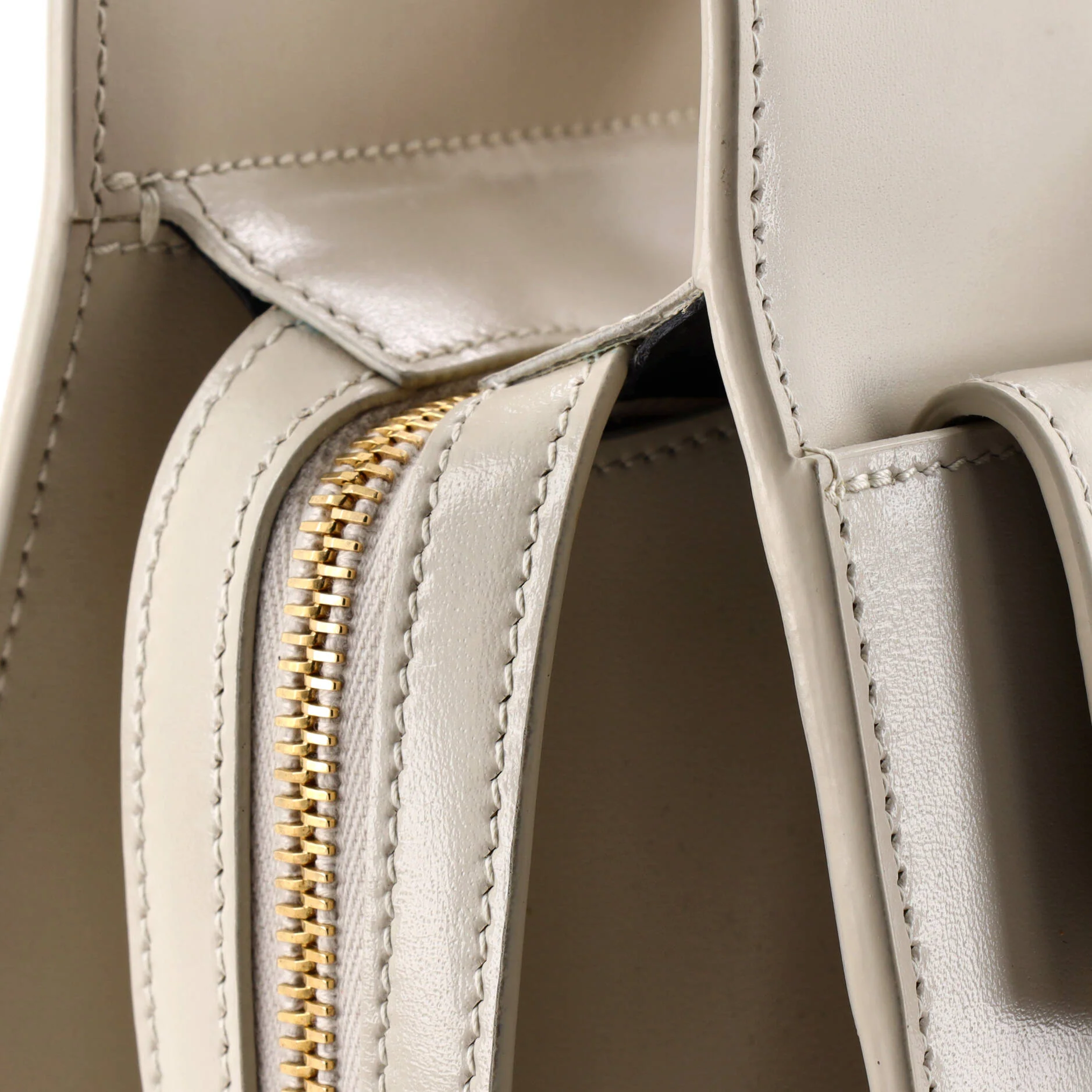 Uptown Tote Leather Medium - Image 6