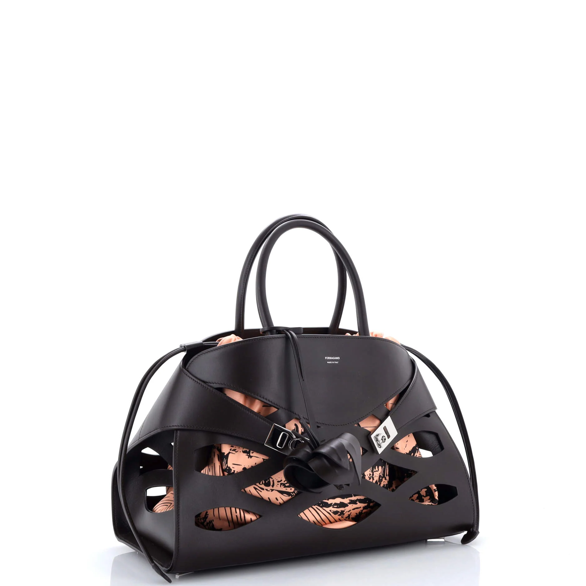 Back to Earth Hug Top Handle Bag Leather Large - Image 2