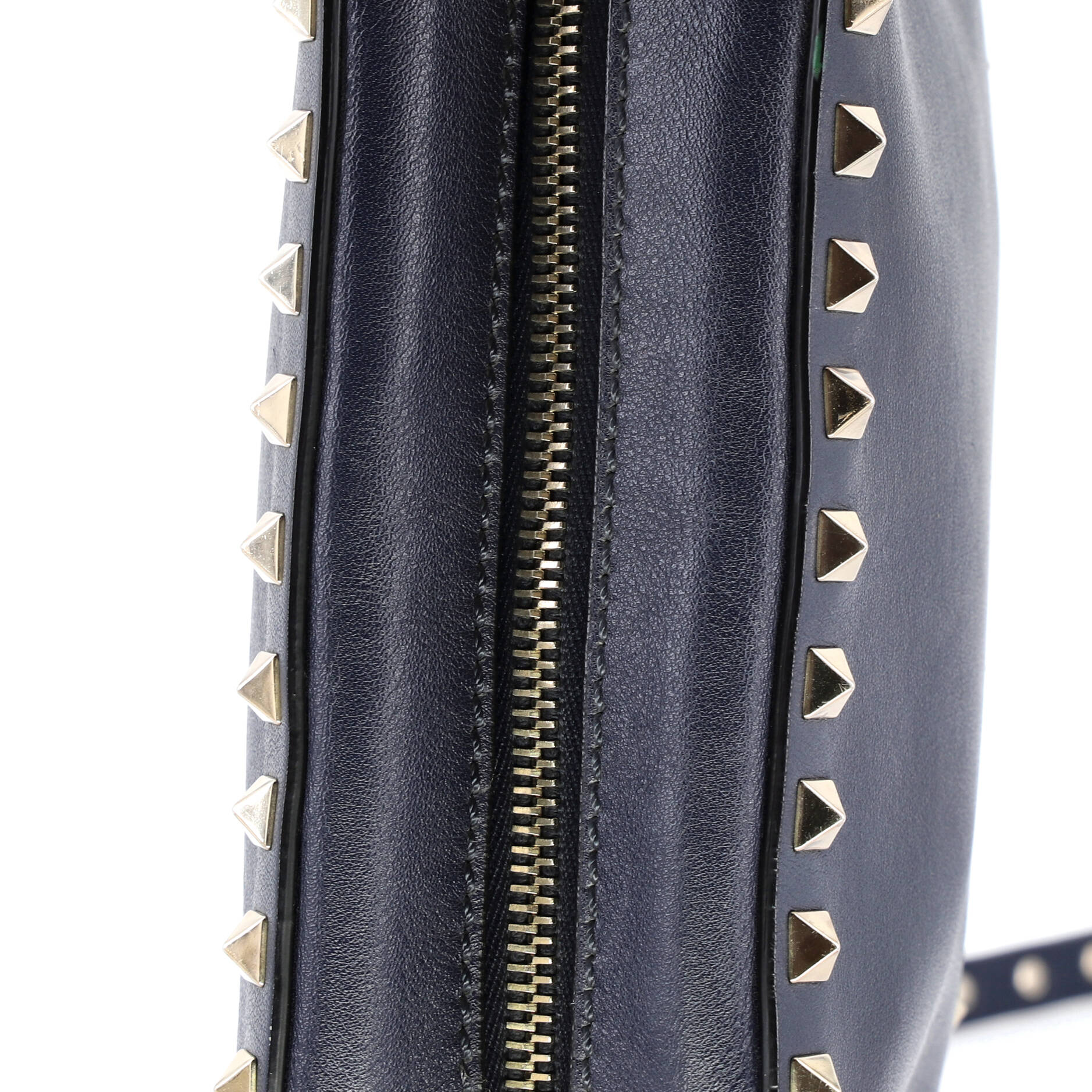 Rockstud Camera Crossbody Bag Leather - Image 7