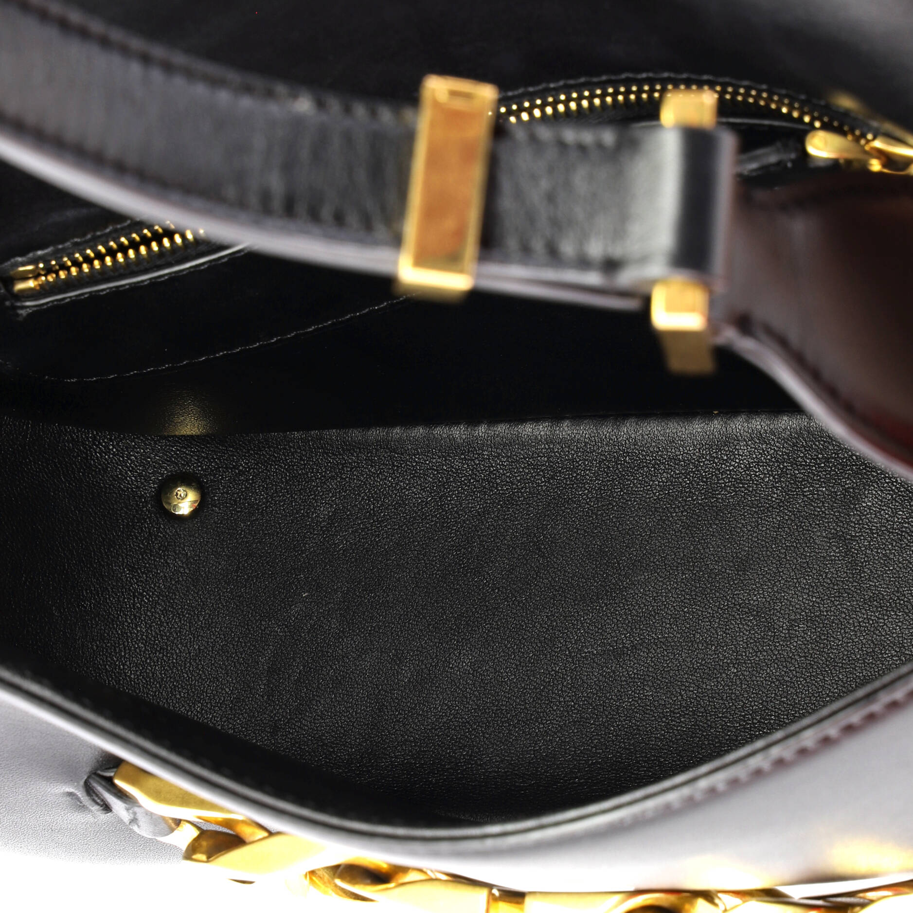 VLogo Chain Flap Shoulder Bag Leather Medium - Image 5