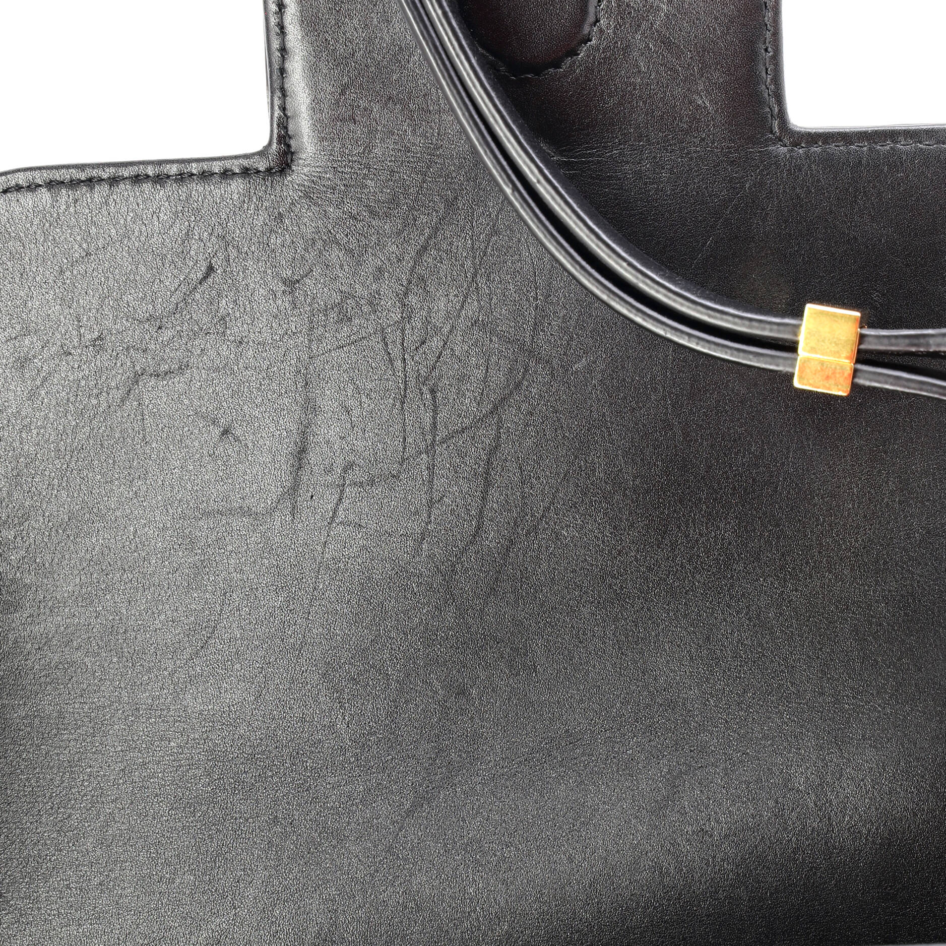 VLogo Chain Flap Shoulder Bag Leather Medium - Image 6