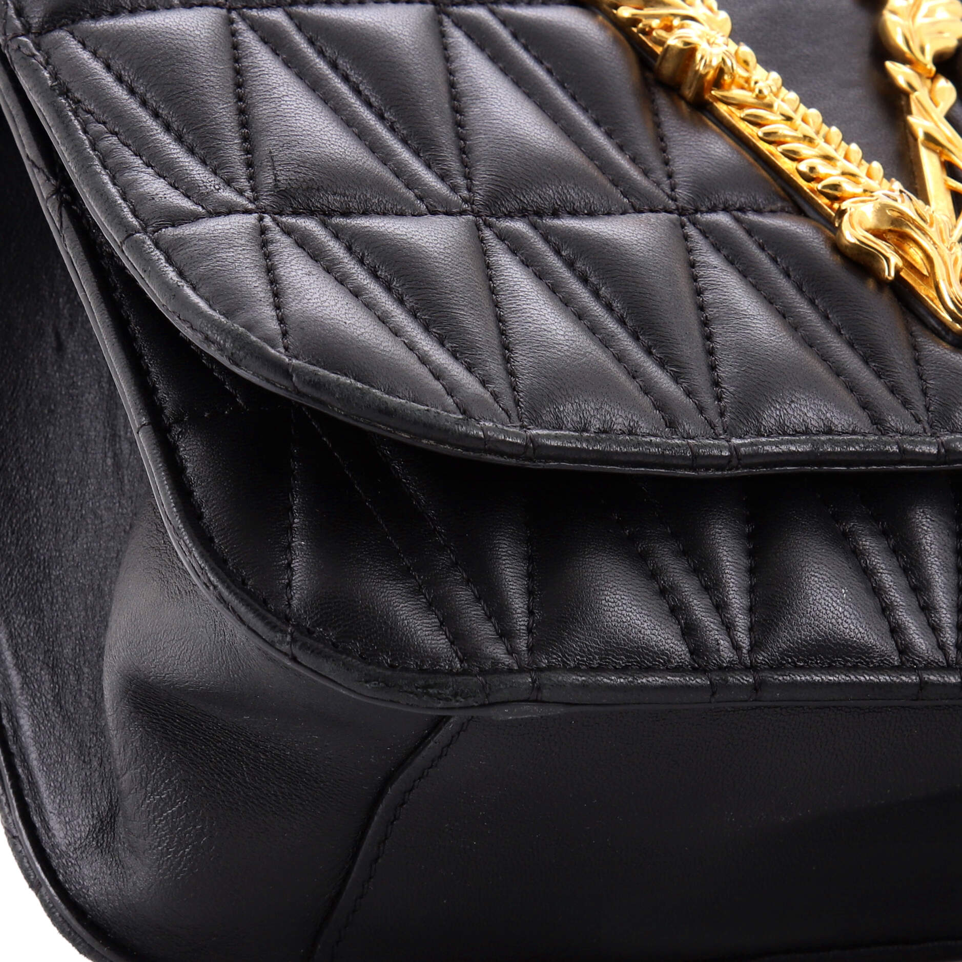 Virtus Flap Shoulder Bag Quilted Leather Small - Image 7