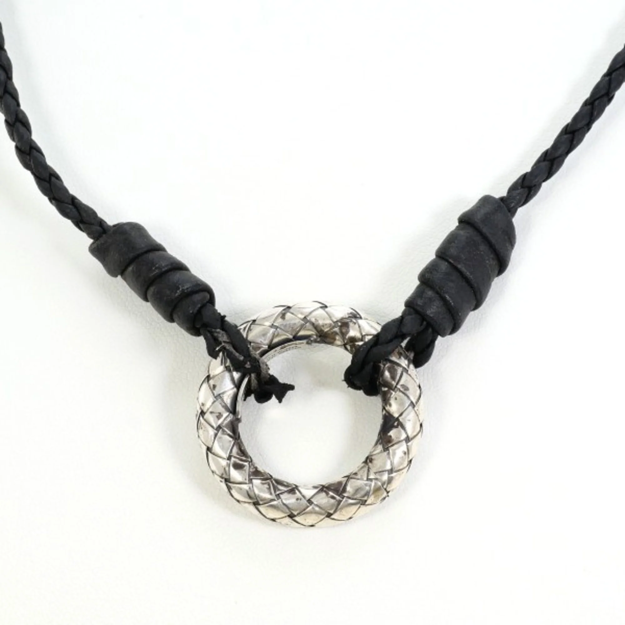 Intrecciato Circle Pendant Necklace Leather and Sterling Silver - Image 4
