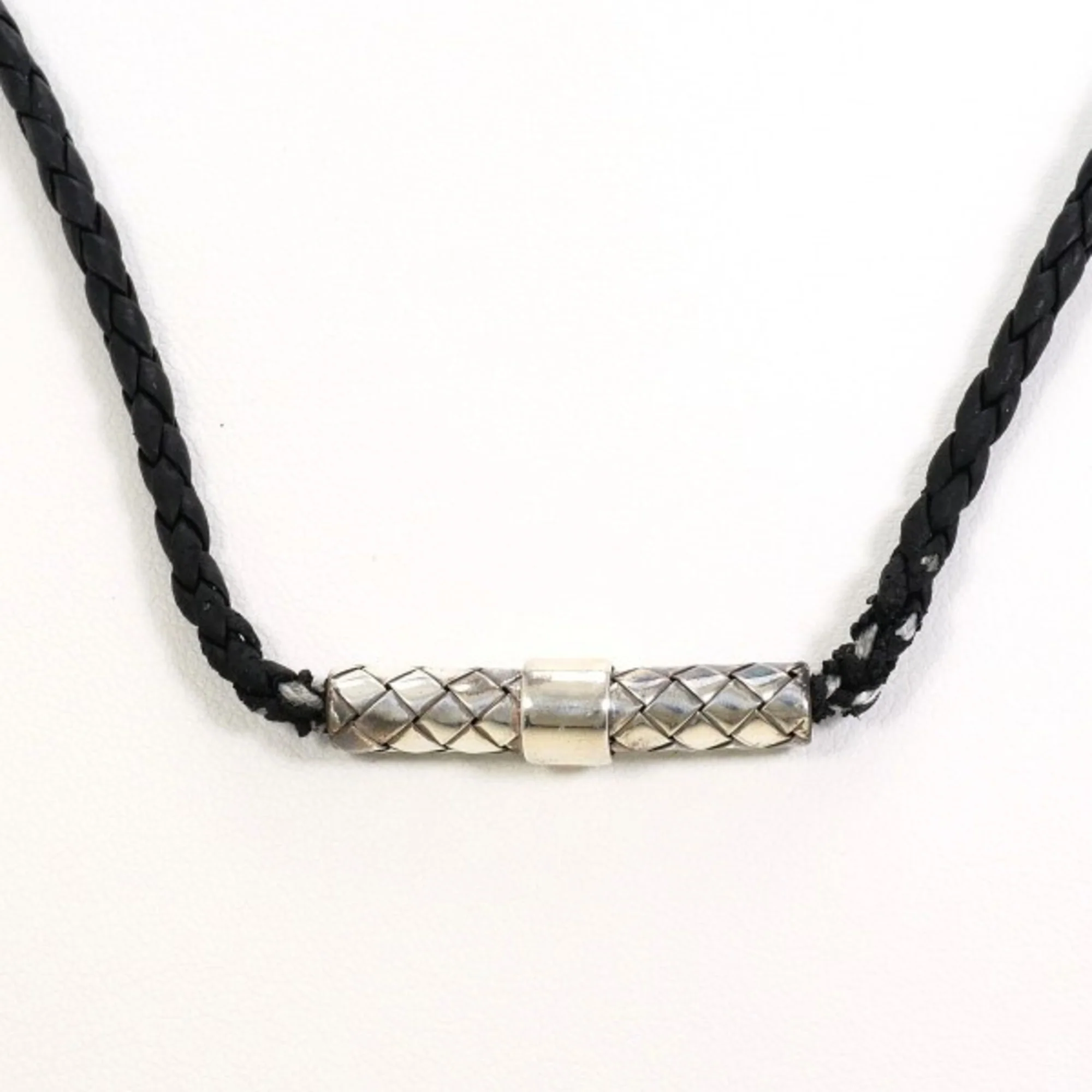 Intrecciato Circle Pendant Necklace Leather and Sterling Silver - Image 6