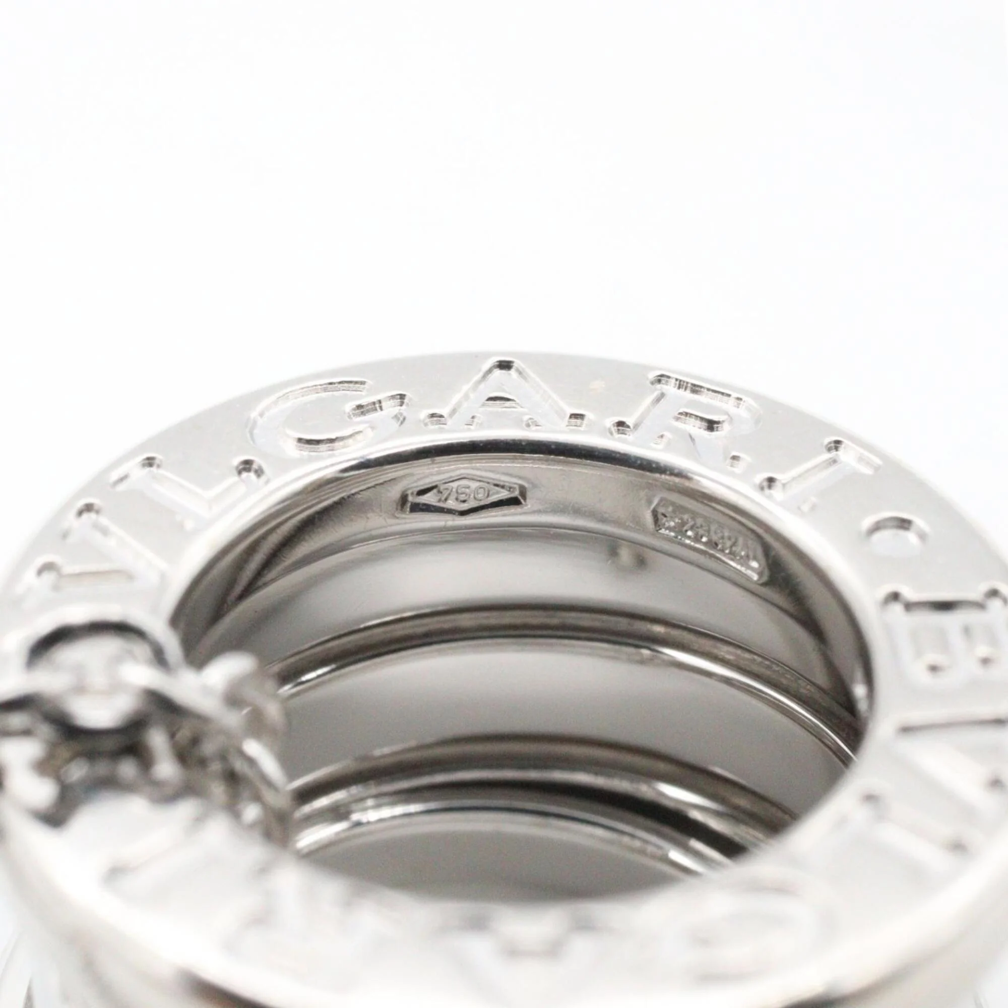 Pendant Necklace 18K White Gold with Diamond - Image 5