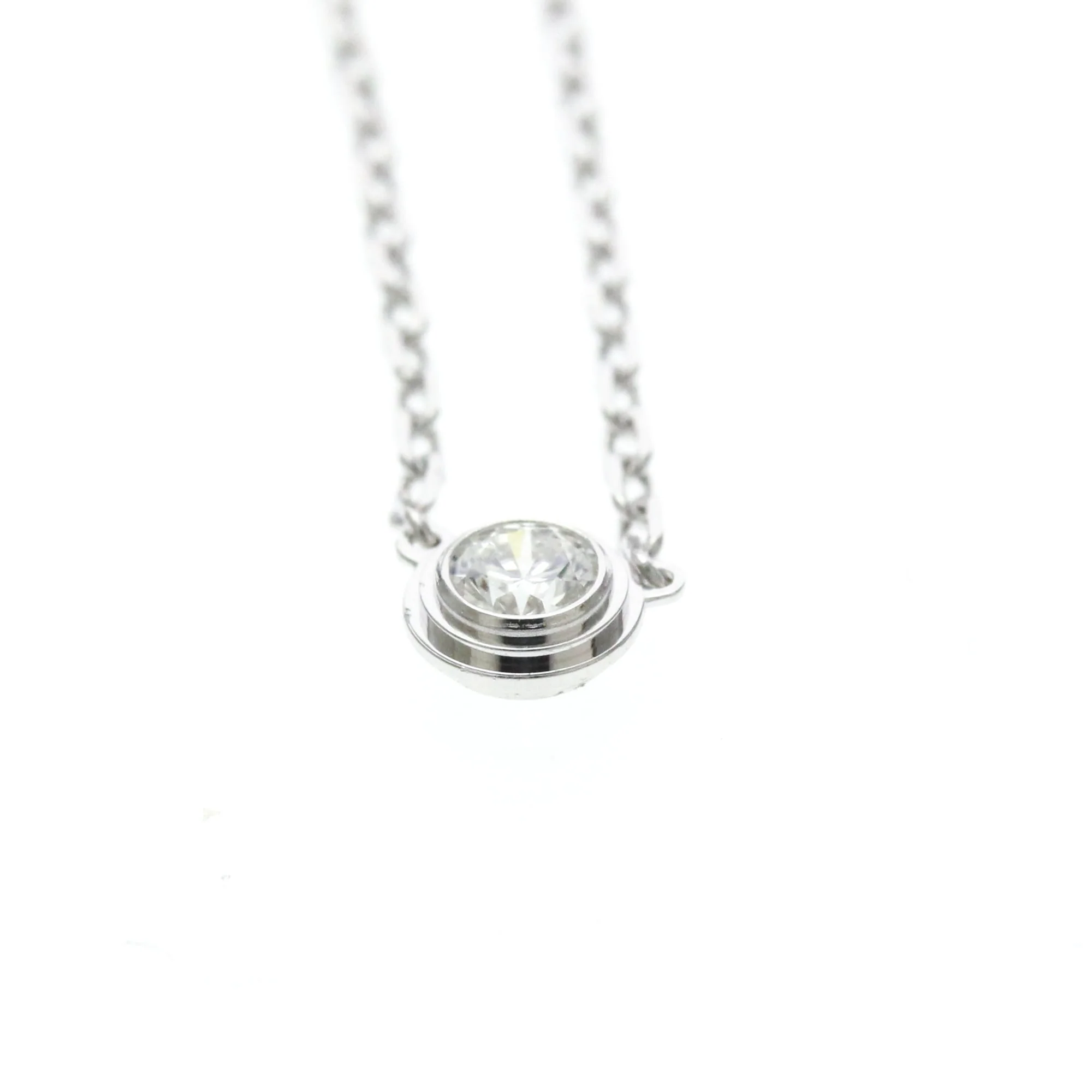 Pendant Necklace 18K White Gold Small with Diamond - Image 4