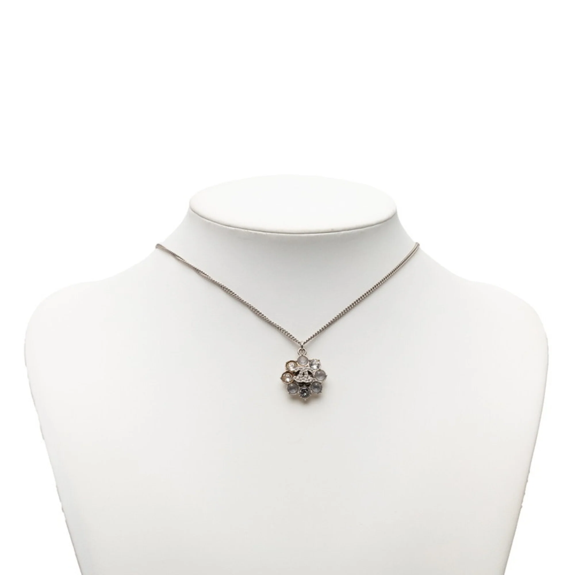 CC Logo Chain Flower Pendant Necklace Silver-Tone Metal - Image 6