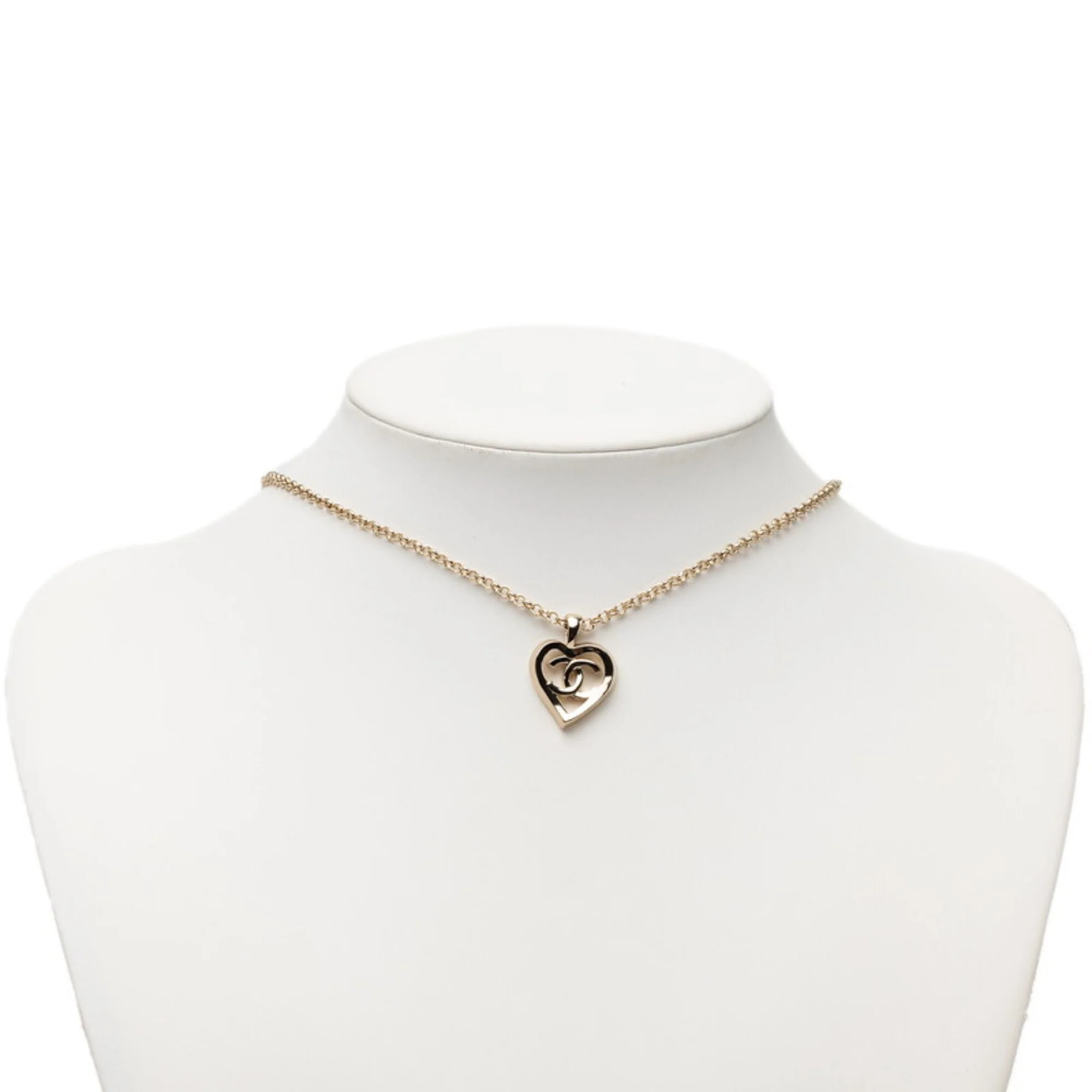 CC Logo Chain Heart Pendant Necklace Silver-Tone Metal - Image 4