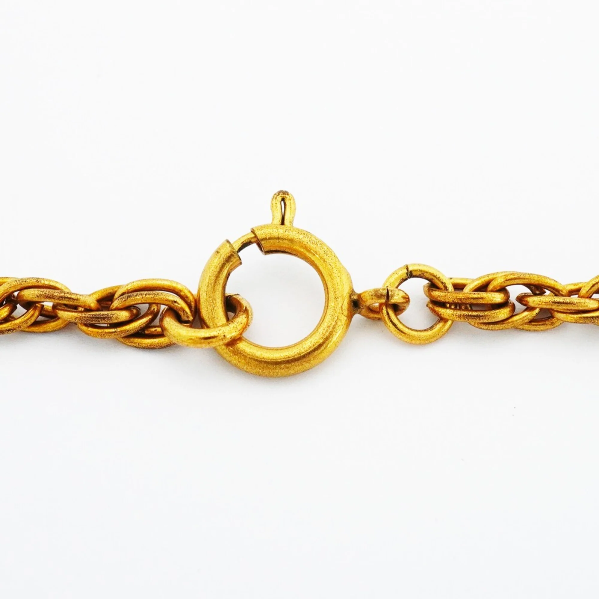 CC Logo Pendant Necklace Metal - Image 4