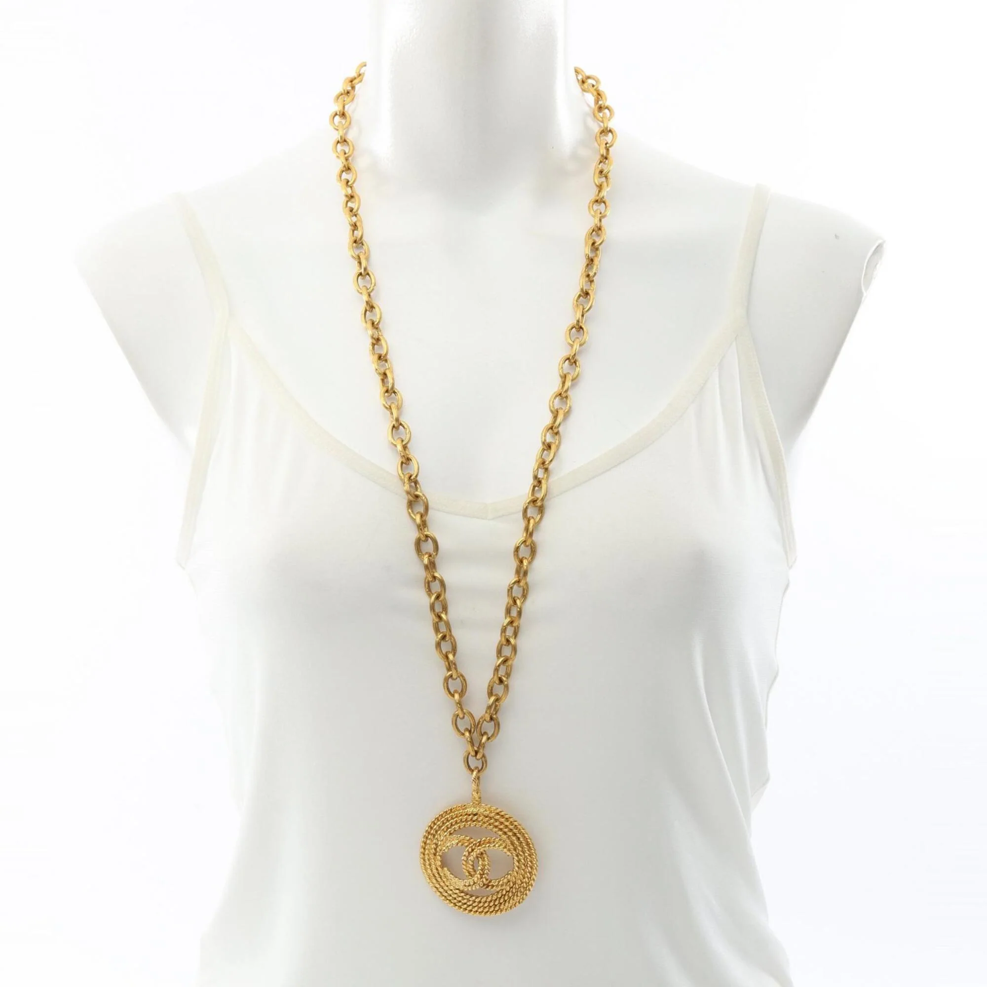 CC Logo Pendant Necklace Metal - Image 6