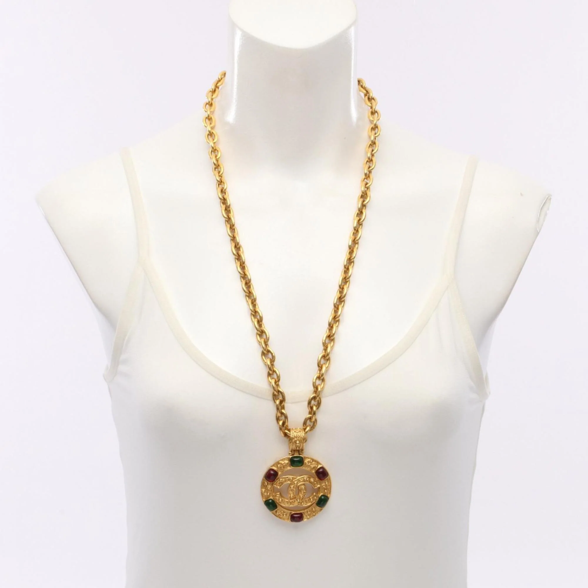 CC Logo Pendant Necklace Metal - Image 6