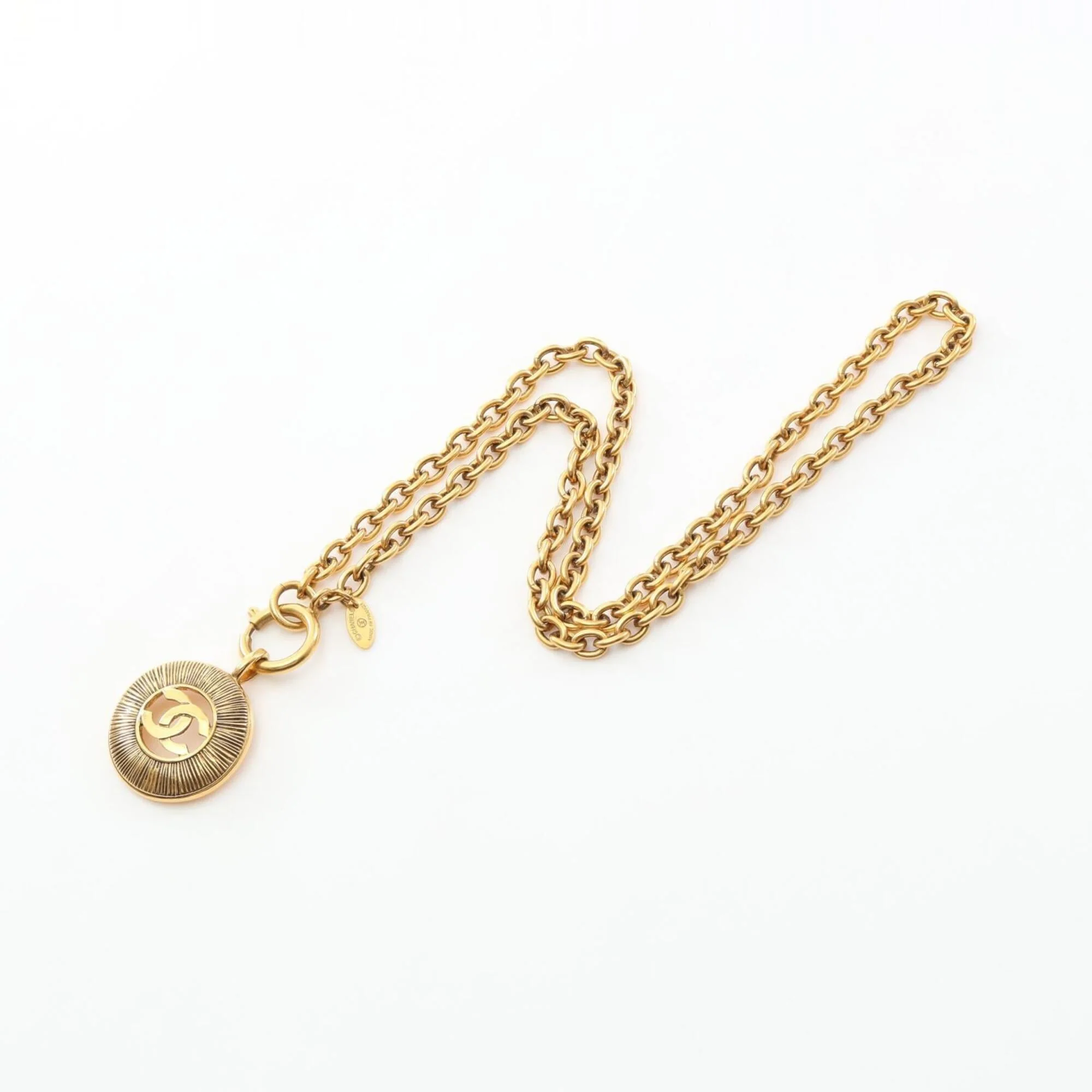 CC Logo Pendant Necklace Metal - Image 3