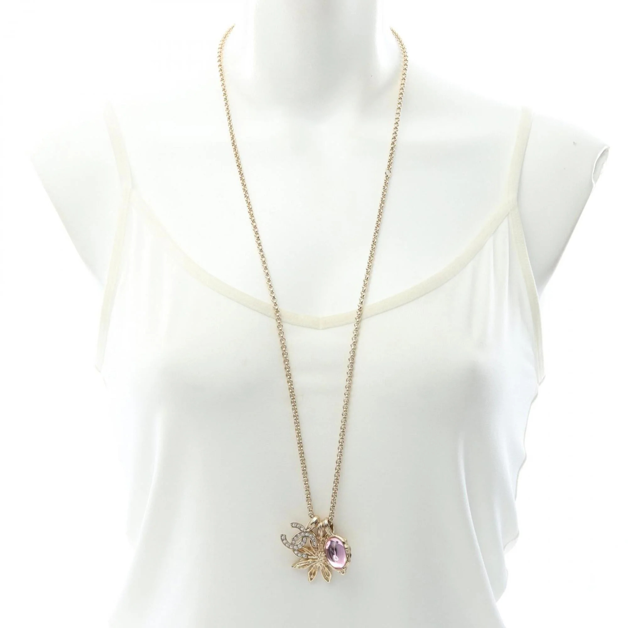 CC Logo Pendant Necklace Metal - Image 6