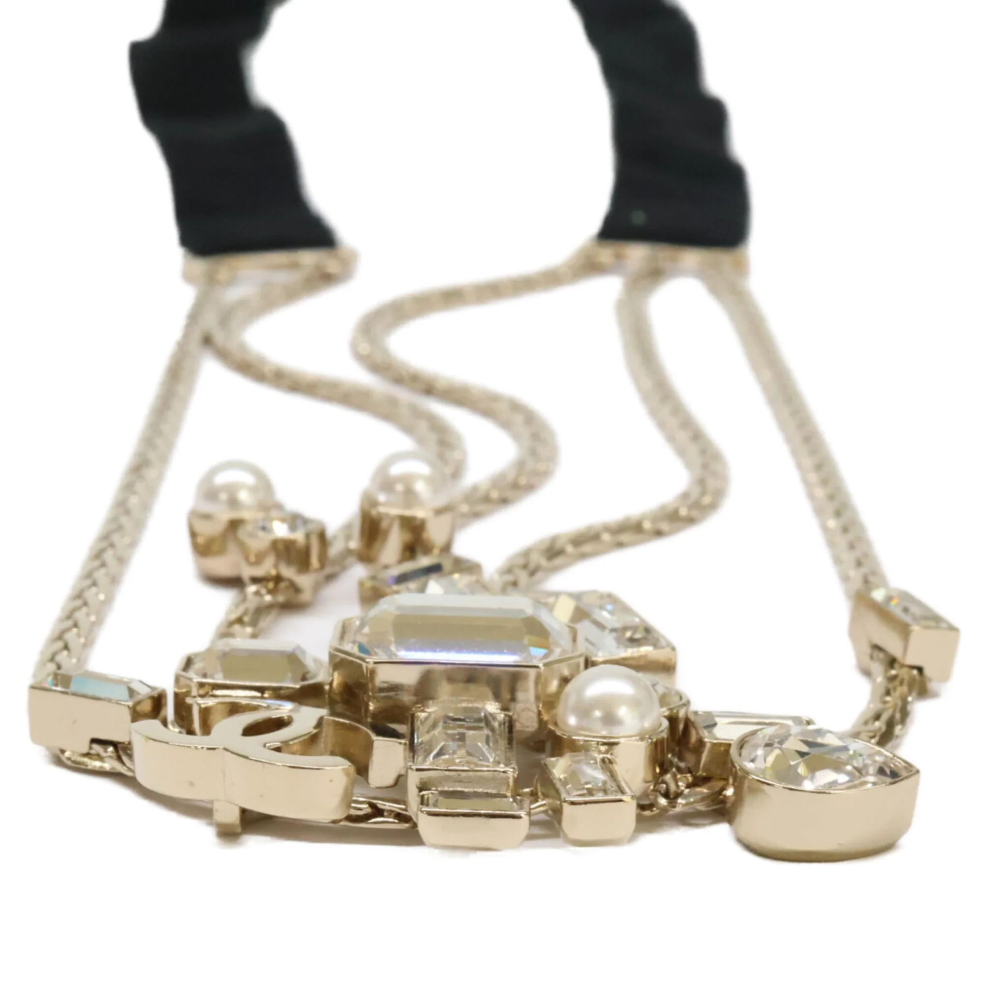 CC Logo Pendant Necklace Metal - Image 4