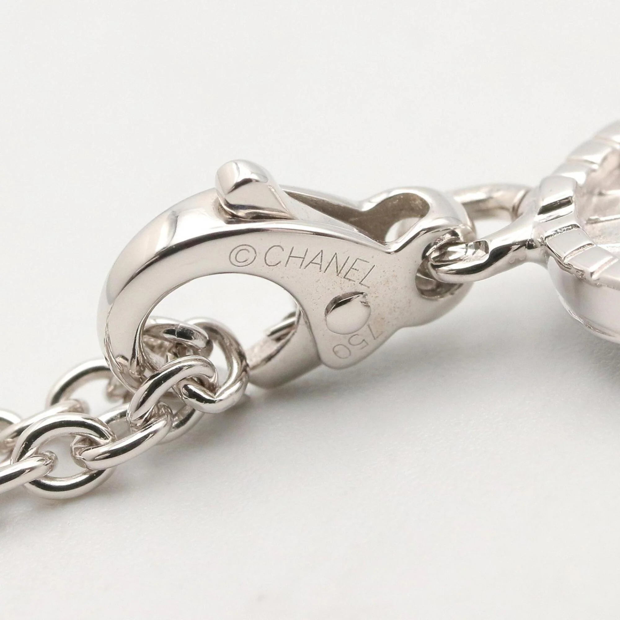 Pendant Necklace 18K White Gold - Image 3