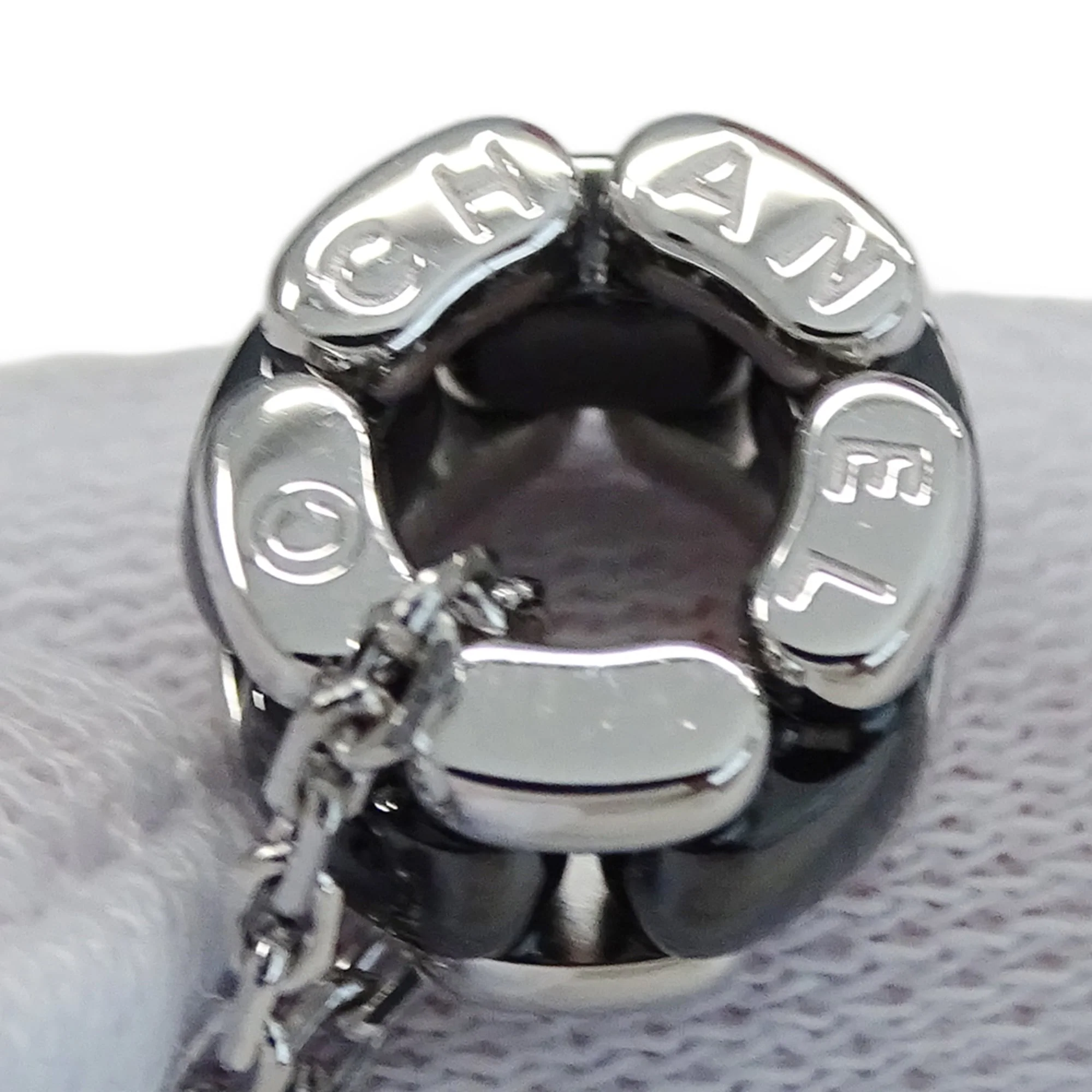 Pendant Necklace 18K White Gold - Image 7