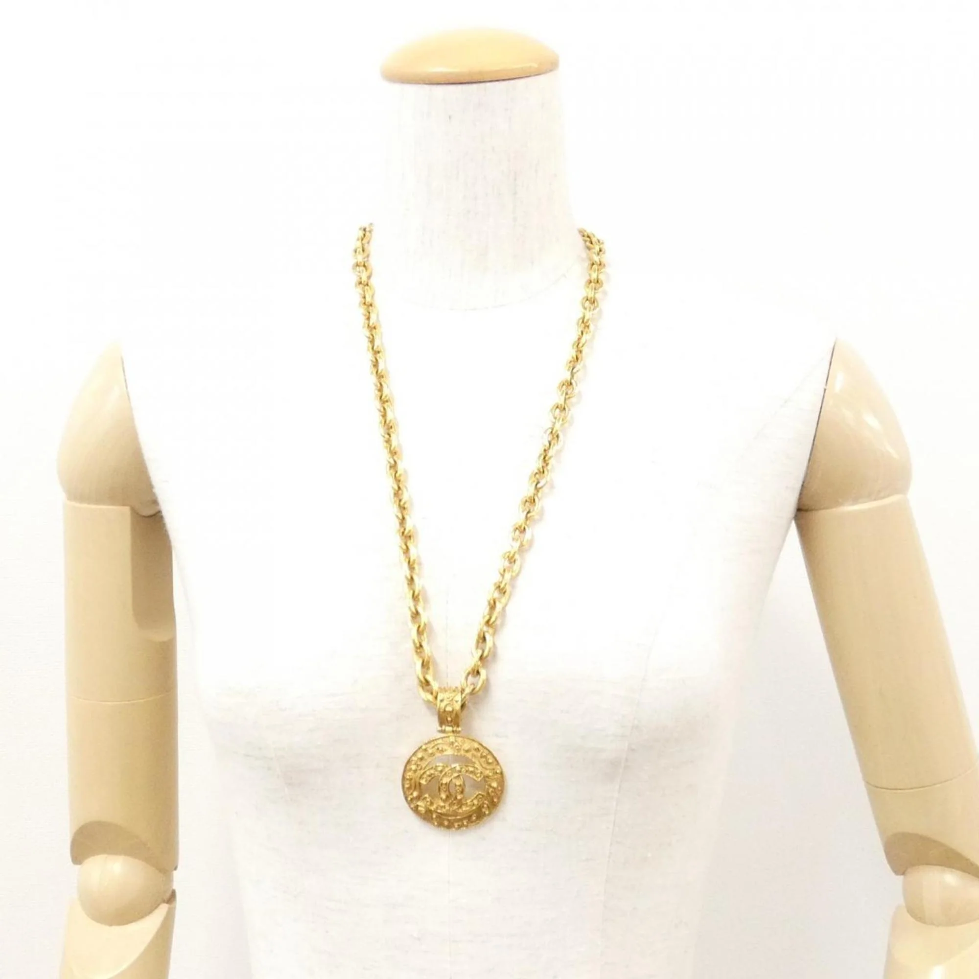 Pendant Necklace Gold - Image 5