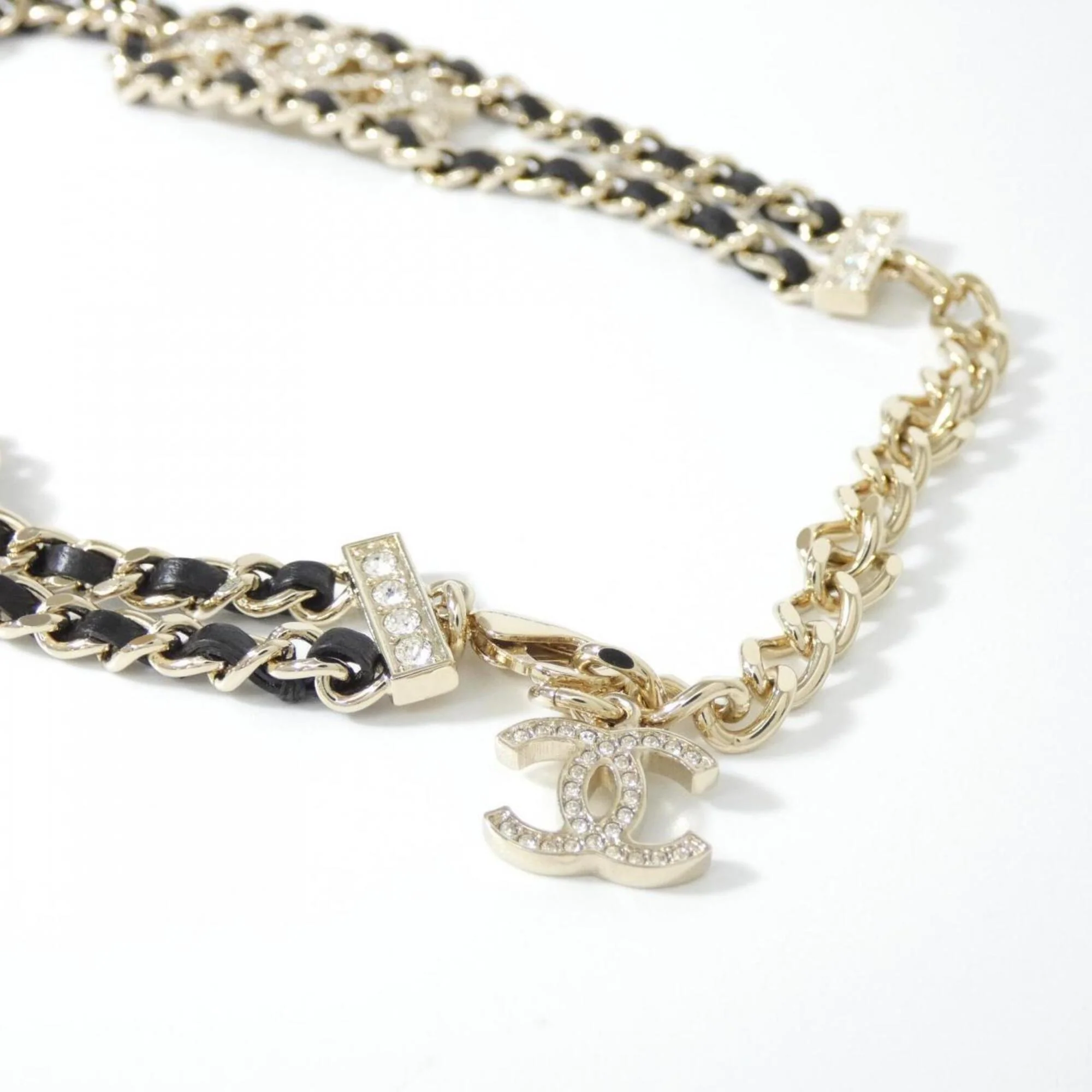 Pendant Necklace Leather Black and Gold - Image 4