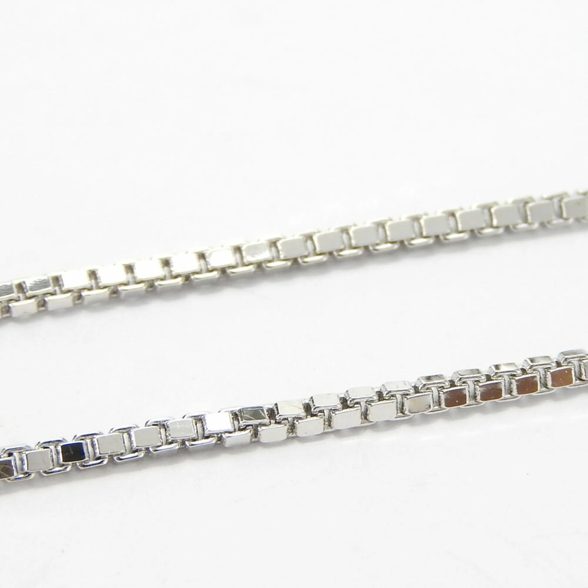 Fang Motif Pendant Necklace Metal Silver White - Image 5