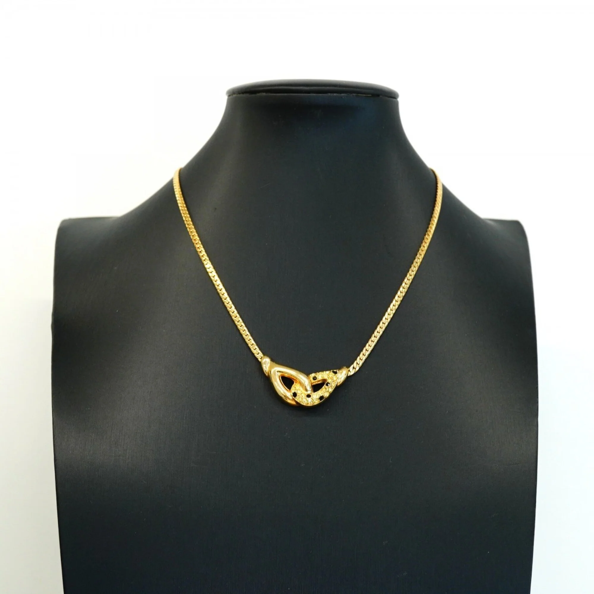 Pendant Necklace Gold and Rhinestone - Image 7