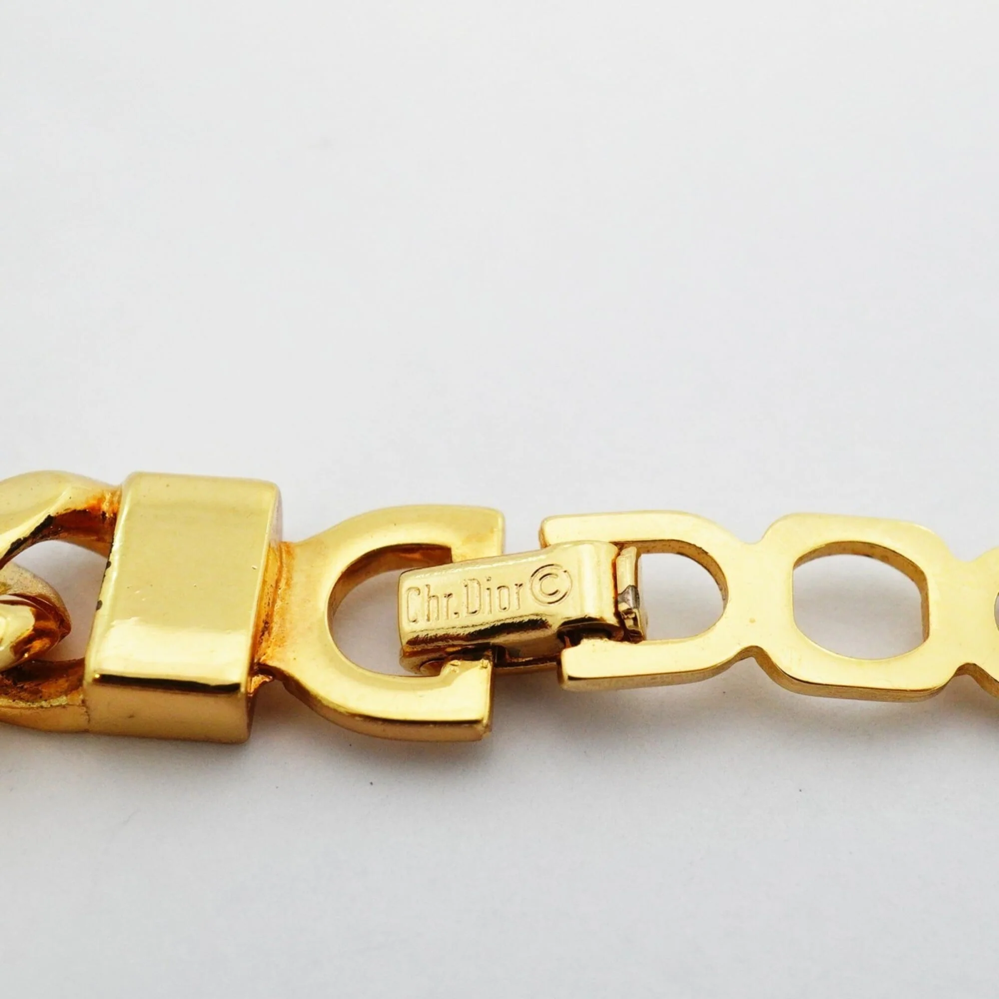 Pendant Necklace Gold and Rhinestone - Image 4
