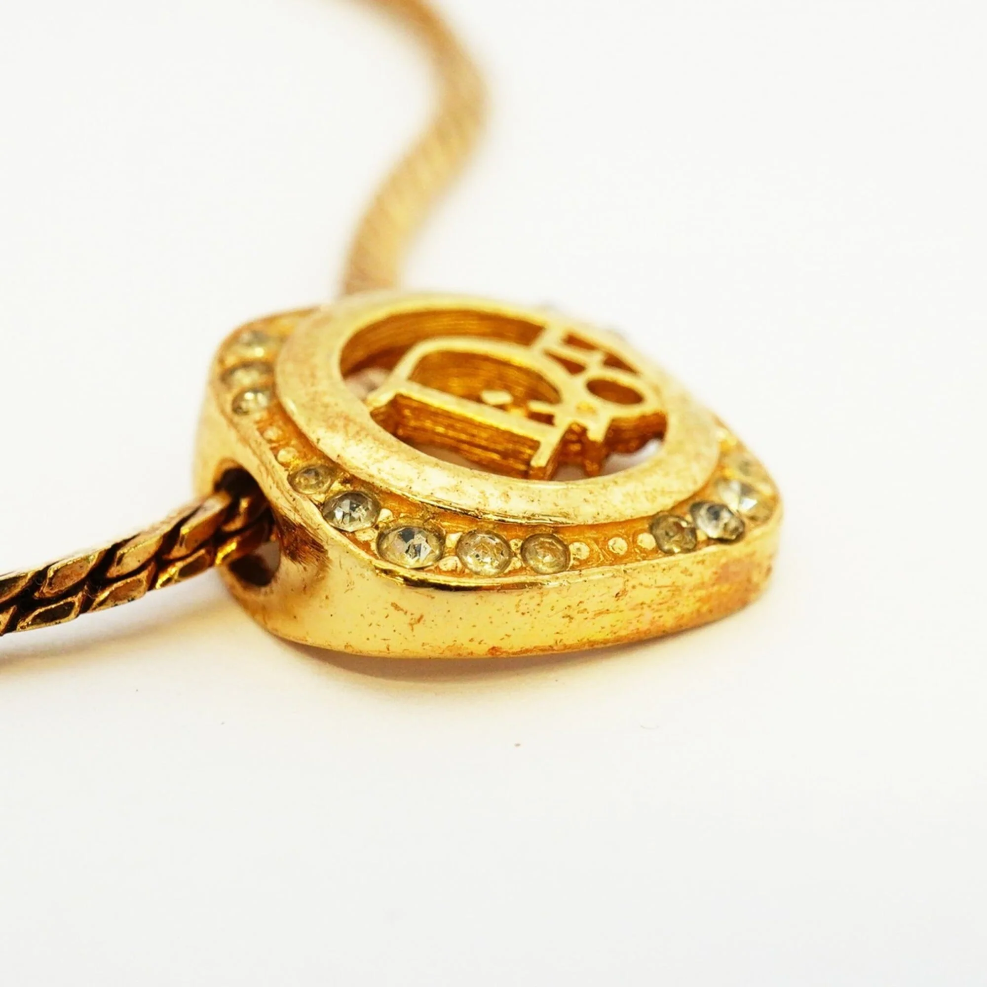 Pendant Necklace Gold and Rhinestone - Image 7
