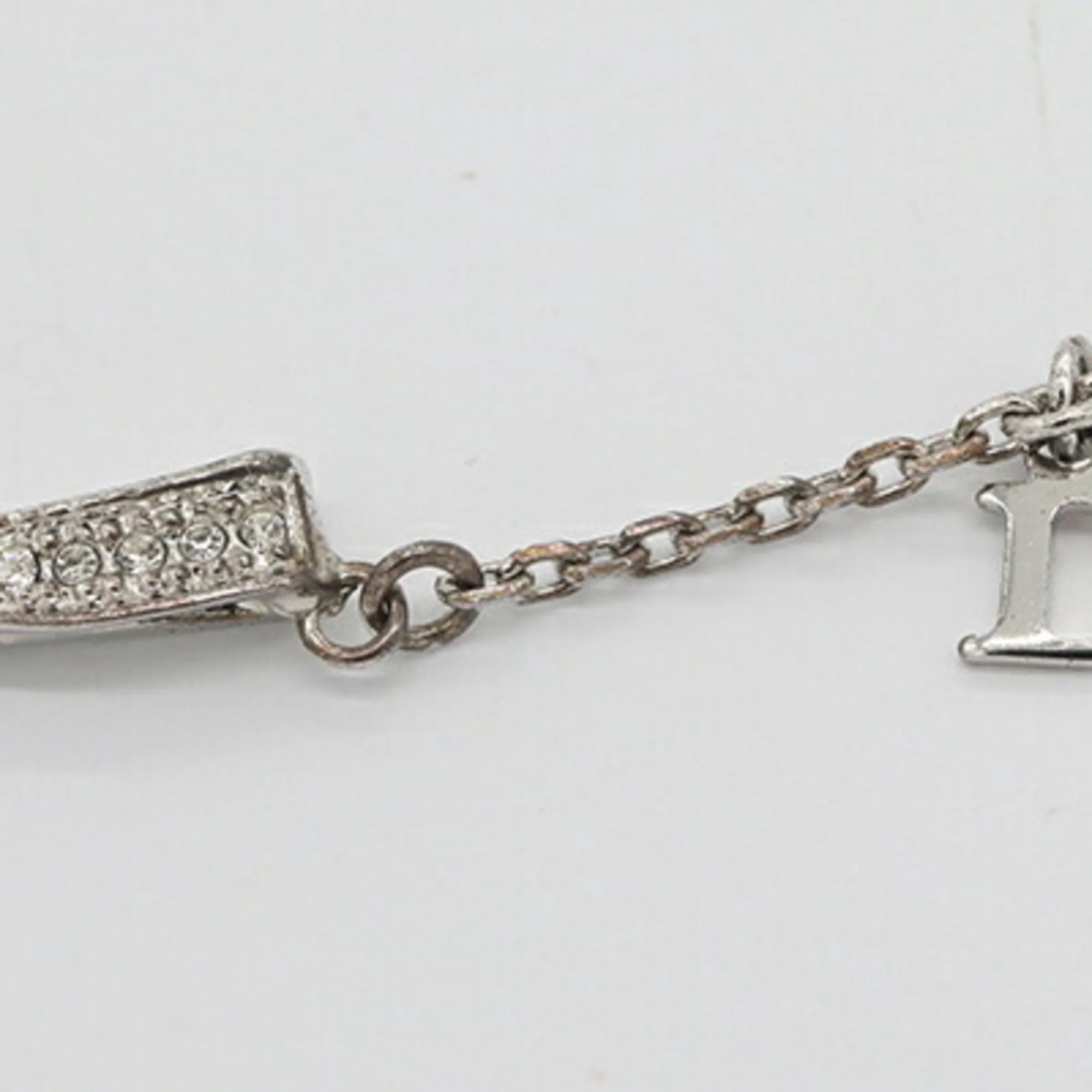 Ribbon Design Pendant Necklace Metal and Rhinestone Silver - Image 5