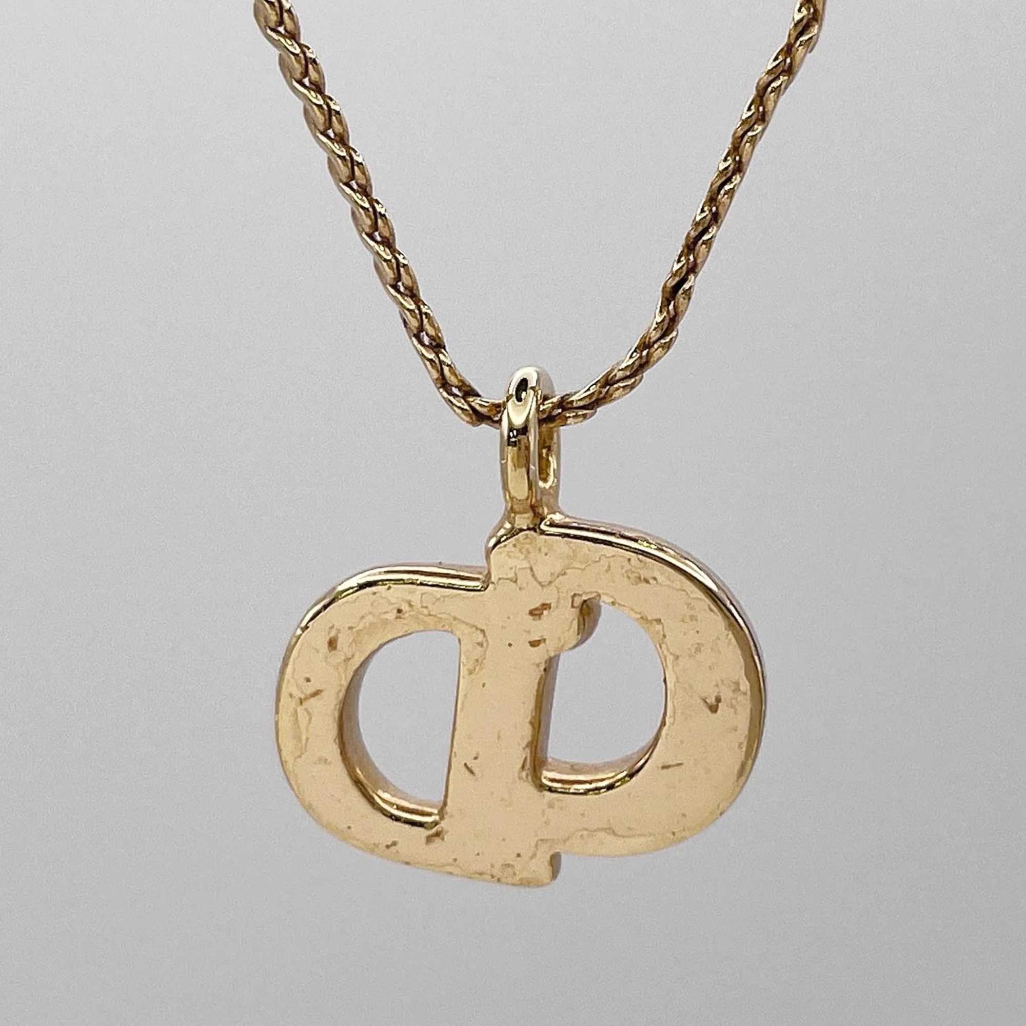 Vintage CD Snake Chain Pendant Necklace Metal Gold - Image 3