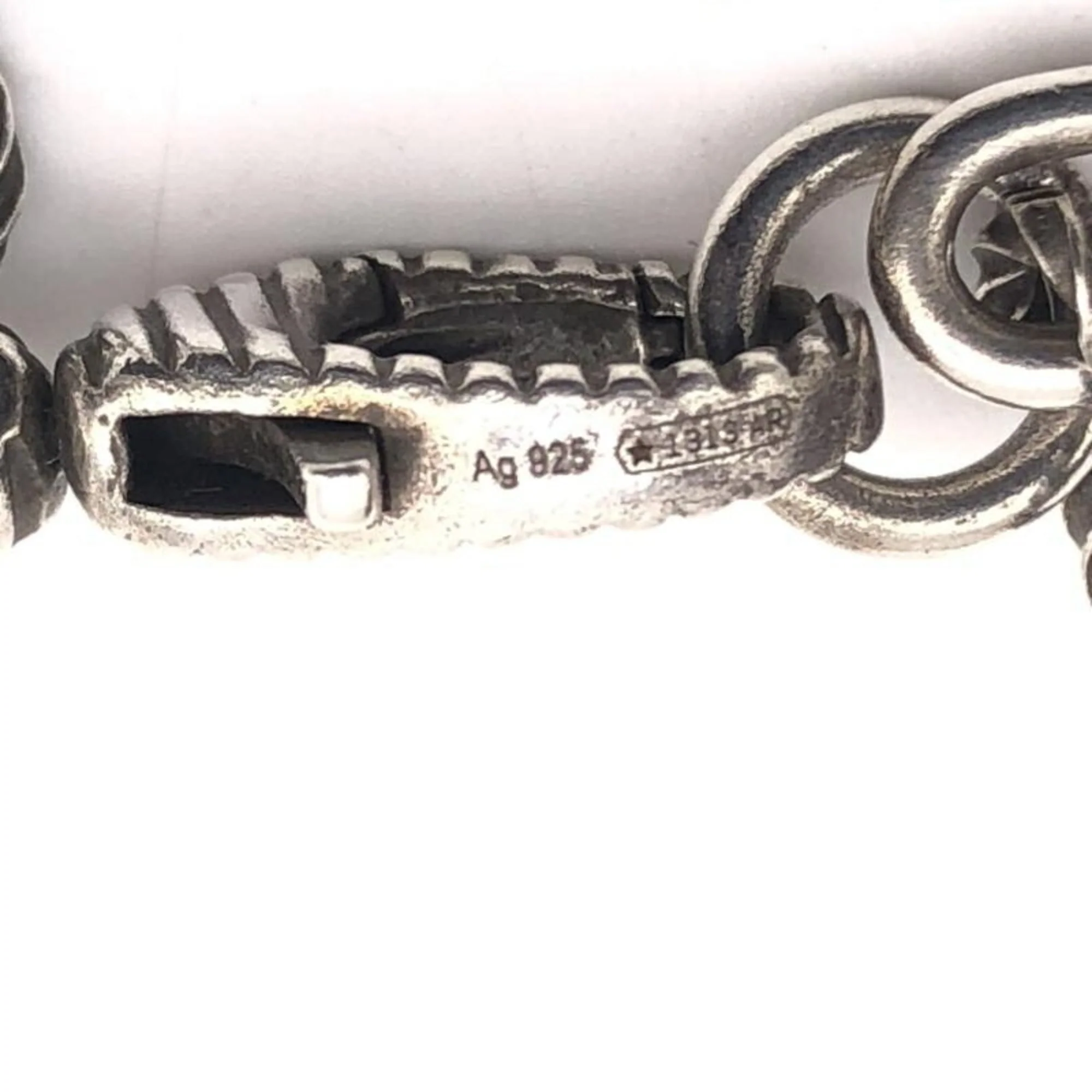 Interlocking G Pendant Necklace - Image 8