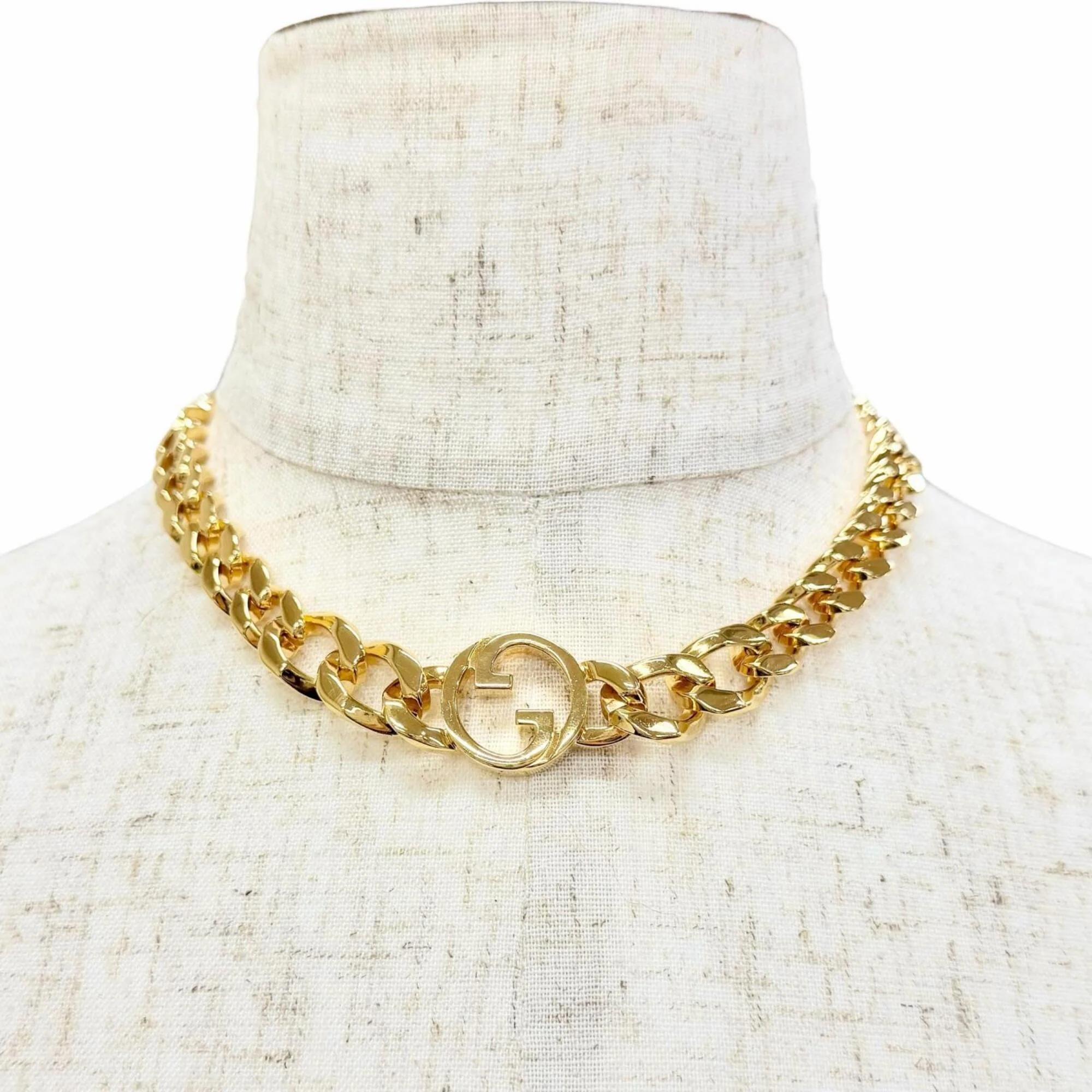 Pendant Necklace Gold - Image 2