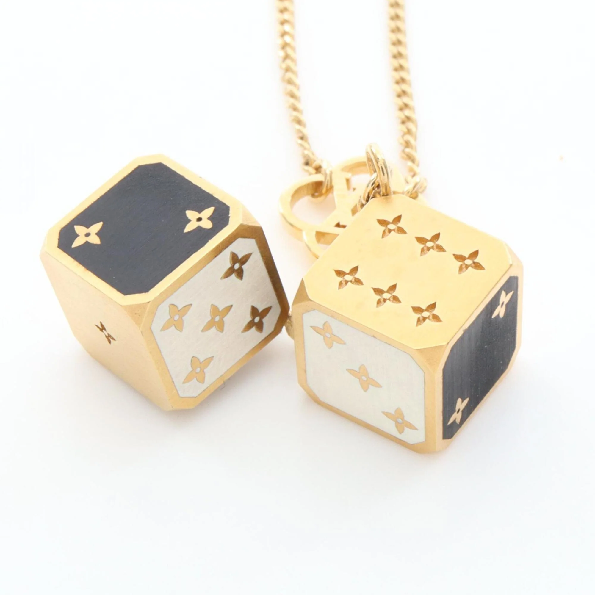 Collier Game On Pendant Necklace Gold - Image 8