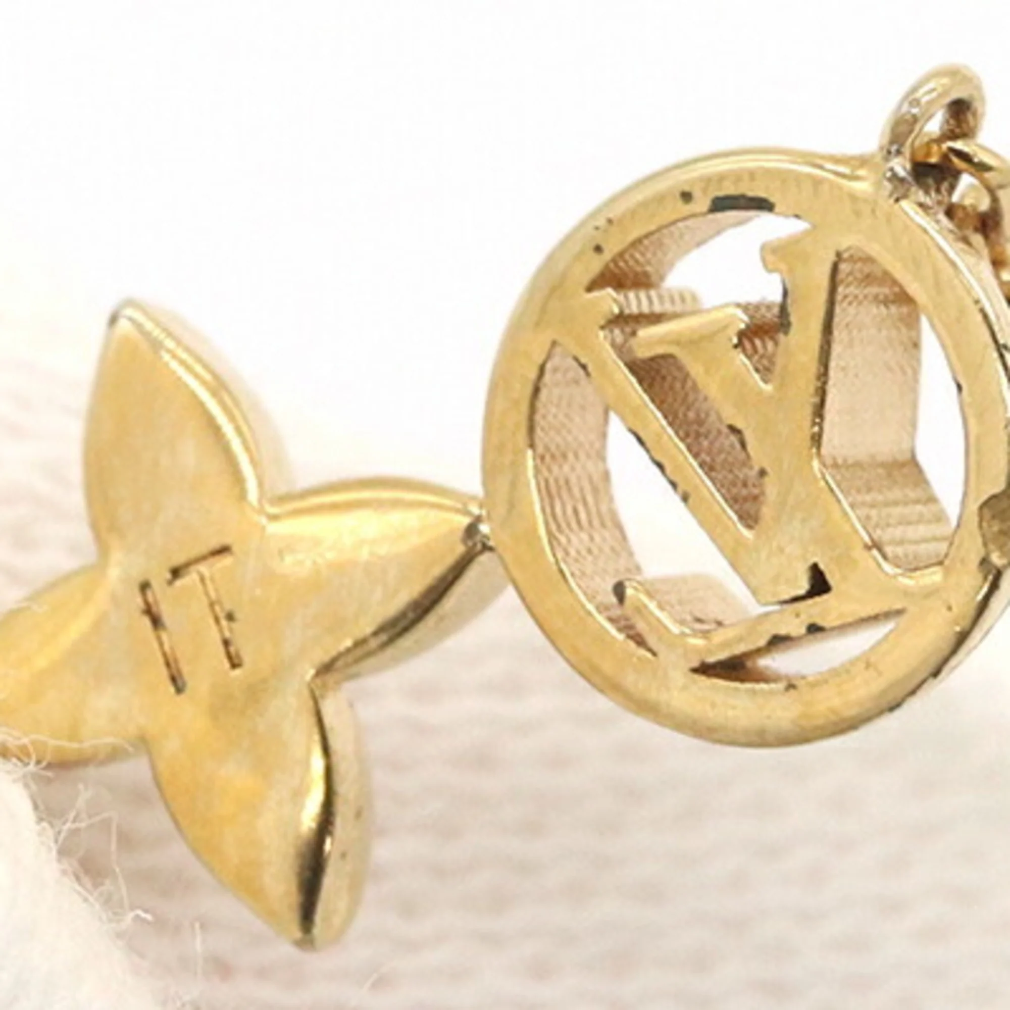 Pendant Necklace Gold Metal - Image 6