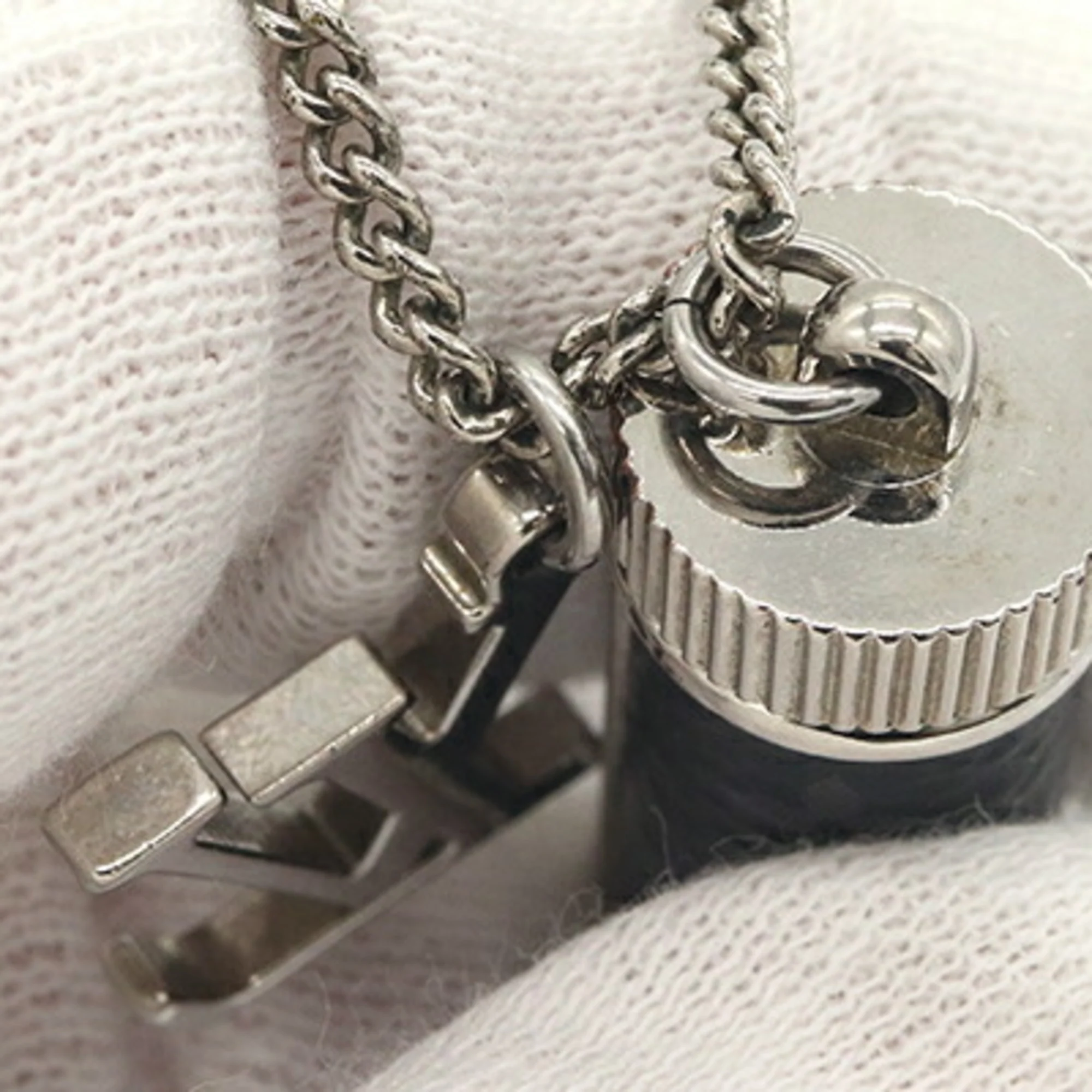 Pendant Necklace Leather and Metal - Image 4