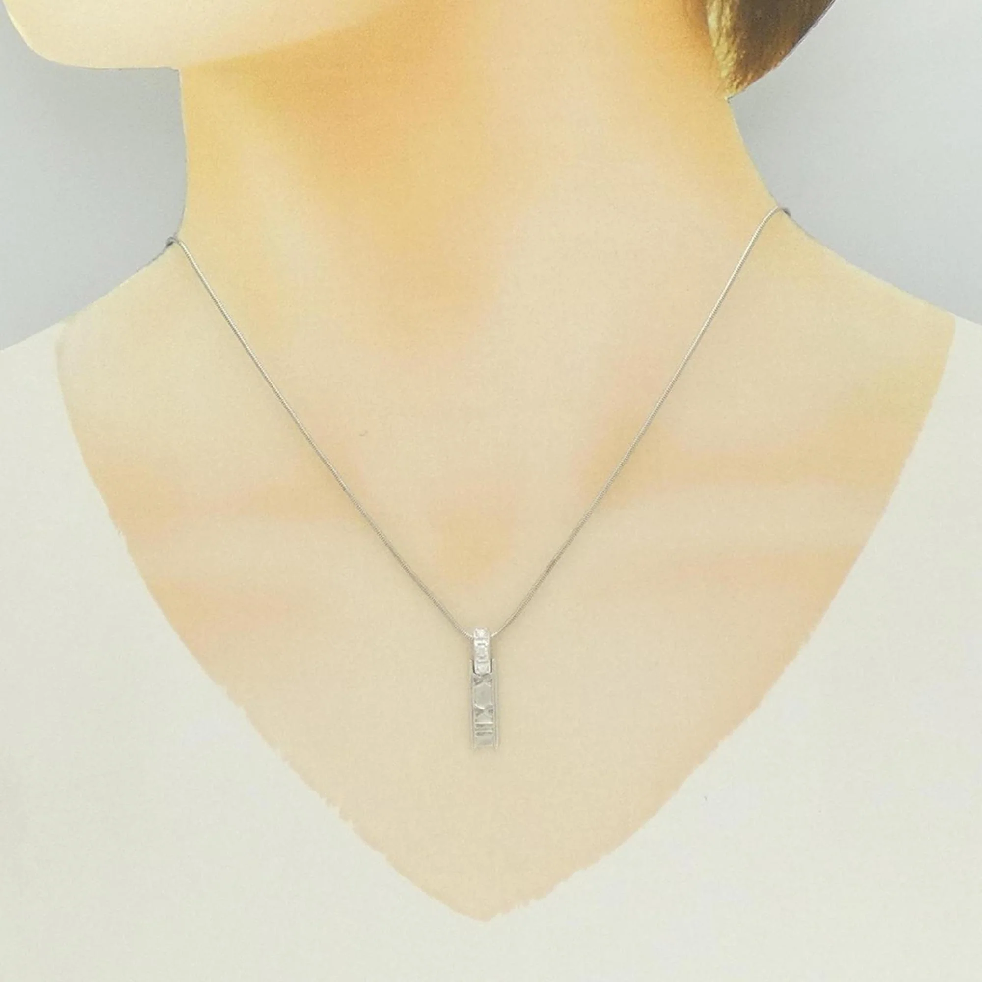 Atlas Pendant Necklace 18K White Gold - Image 6