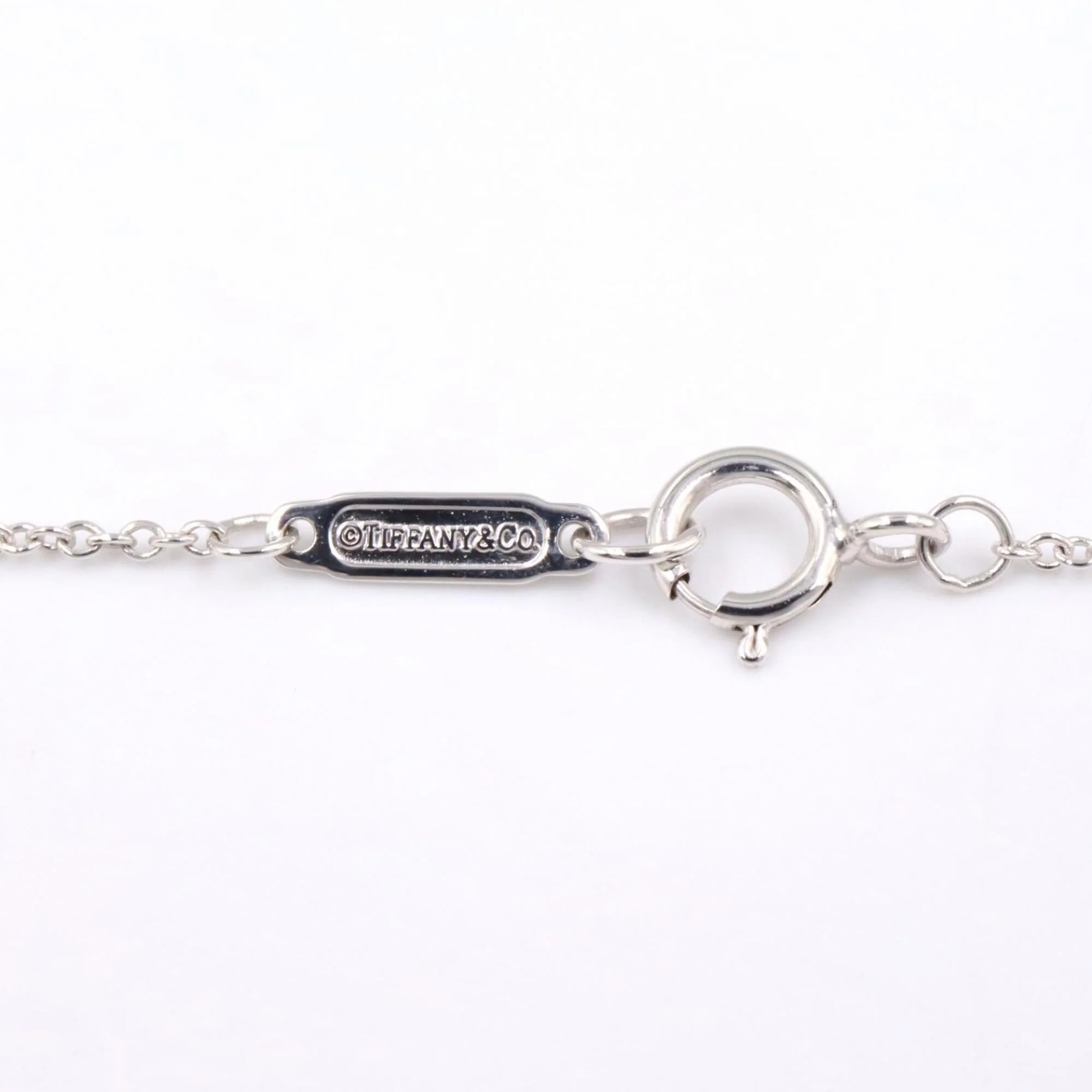 Cross Pendant Necklace 18K White Gold with Diamond - Image 3