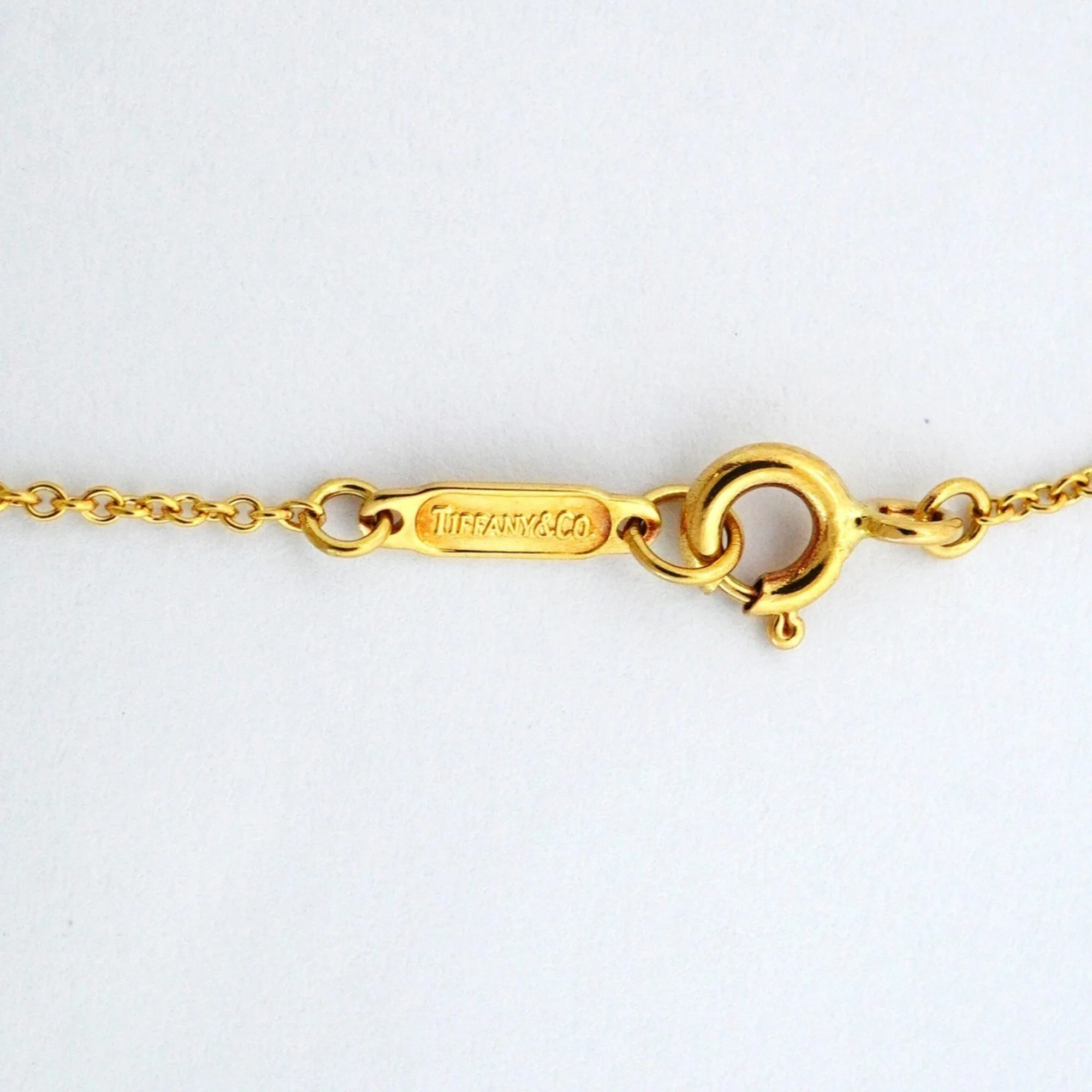 Cross Stitch Pendant Necklace 18K Yellow Gold - Image 4