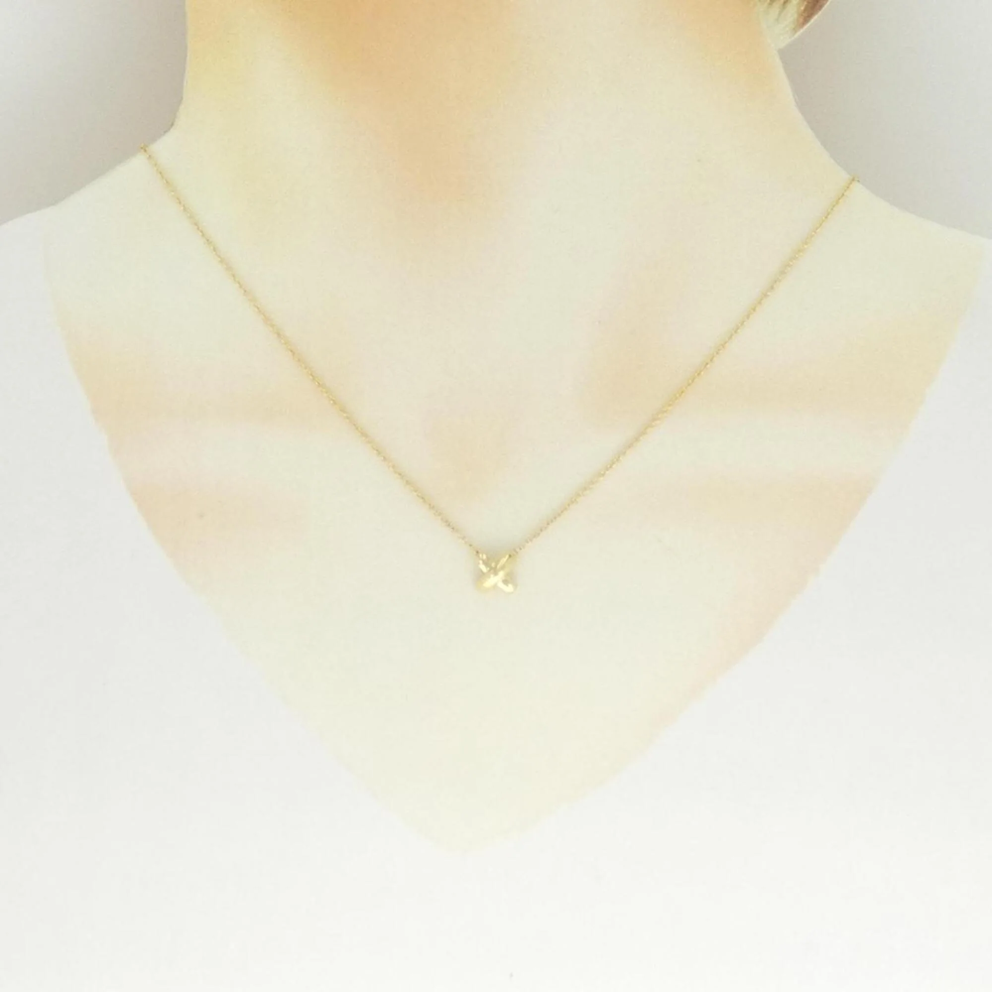 Cross Stitch Pendant Necklace 18K Yellow Gold - Image 6