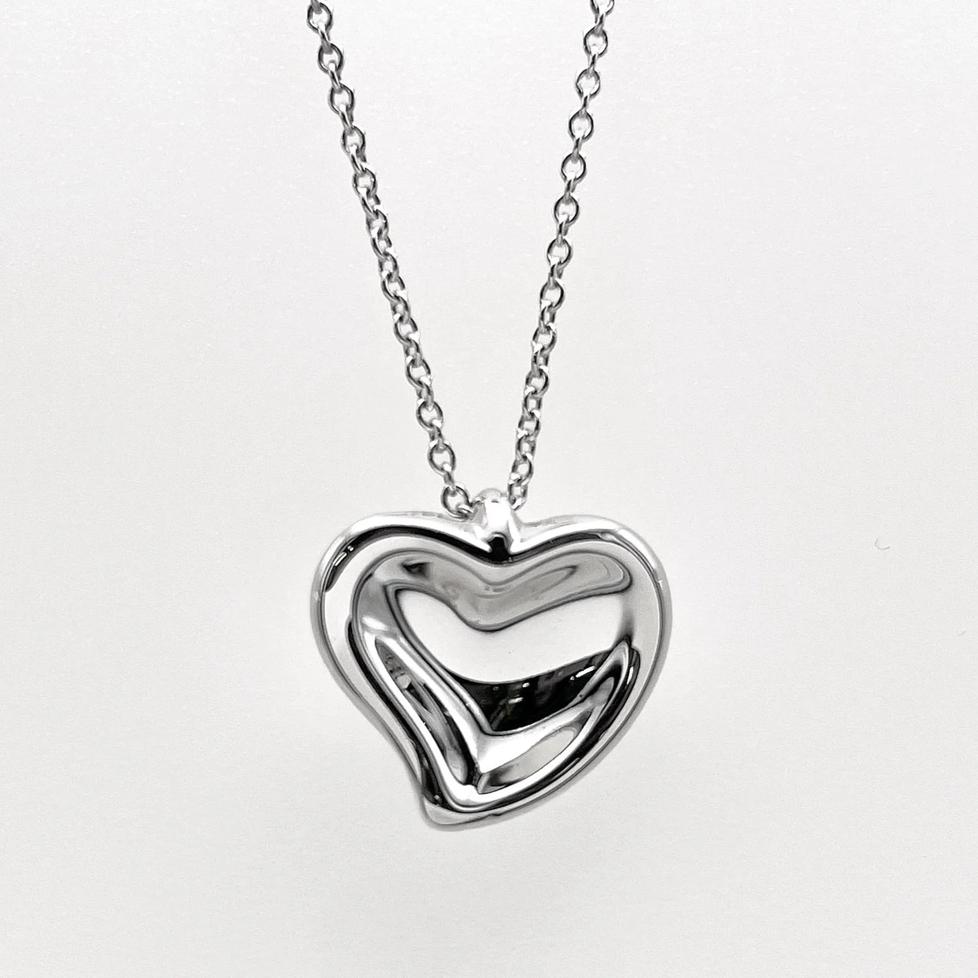 Elsa Peretti Pendant Necklace Sterling Silver 12mm - Image 2