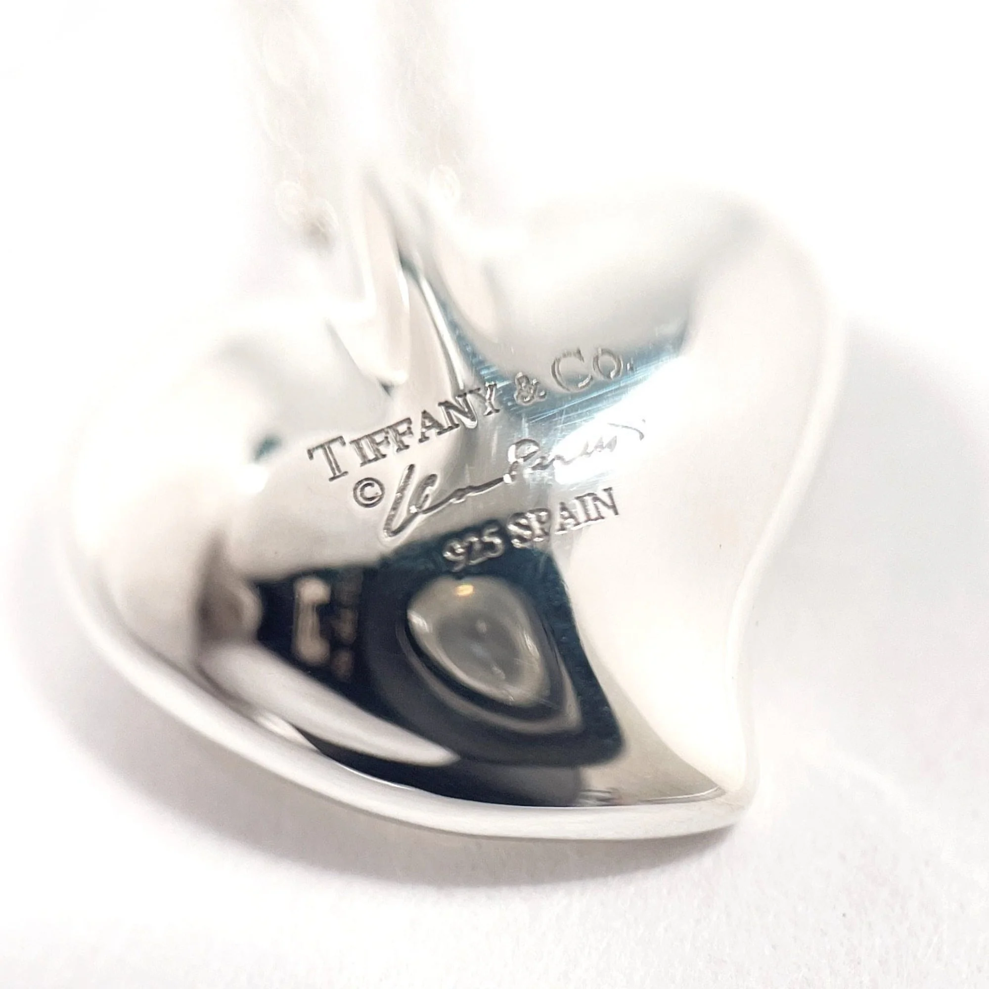 Elsa Peretti Pendant Necklace Sterling Silver 13mm - Image 4
