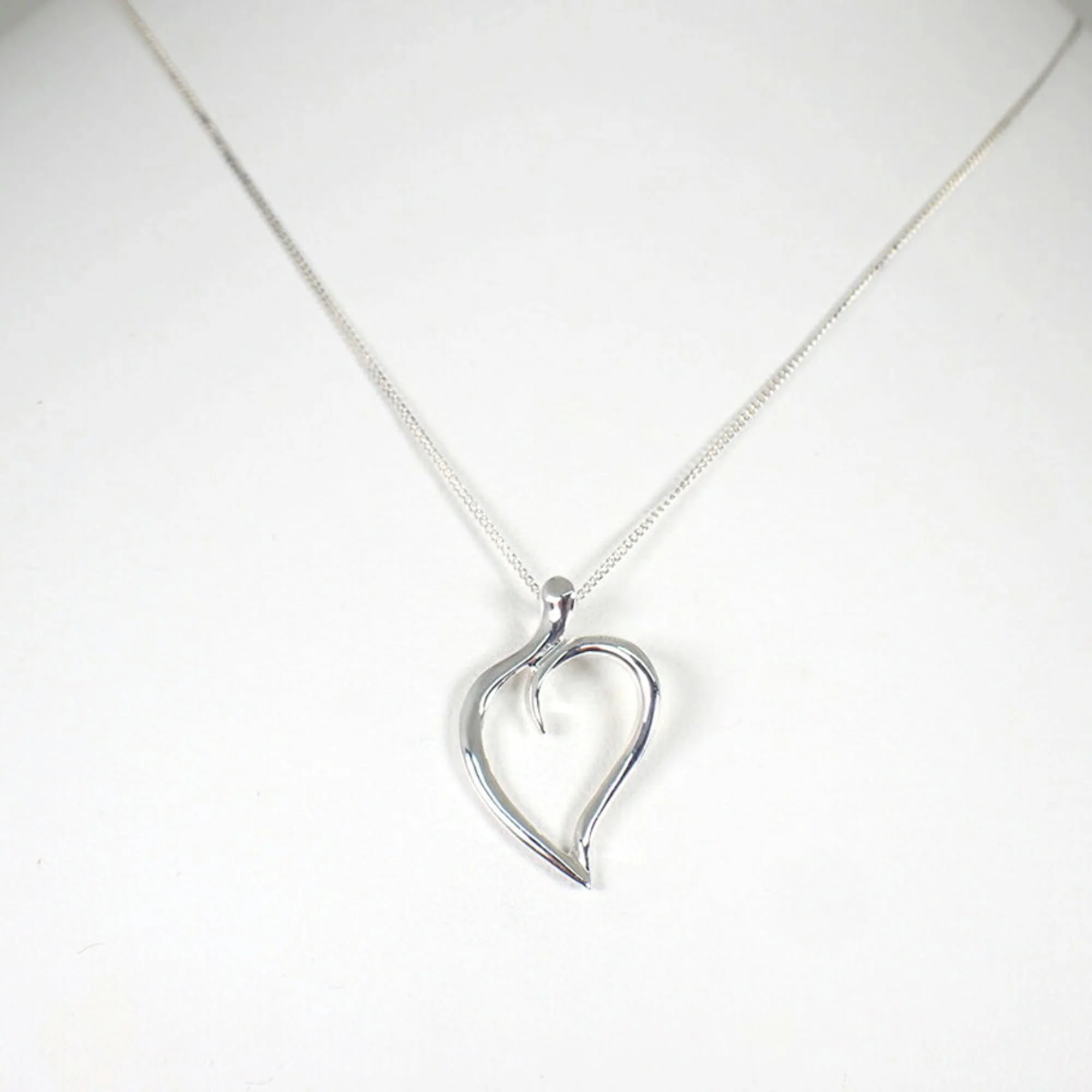 Elsa Peretti Pendant Necklace Sterling Silver 25.4mm - Image 3