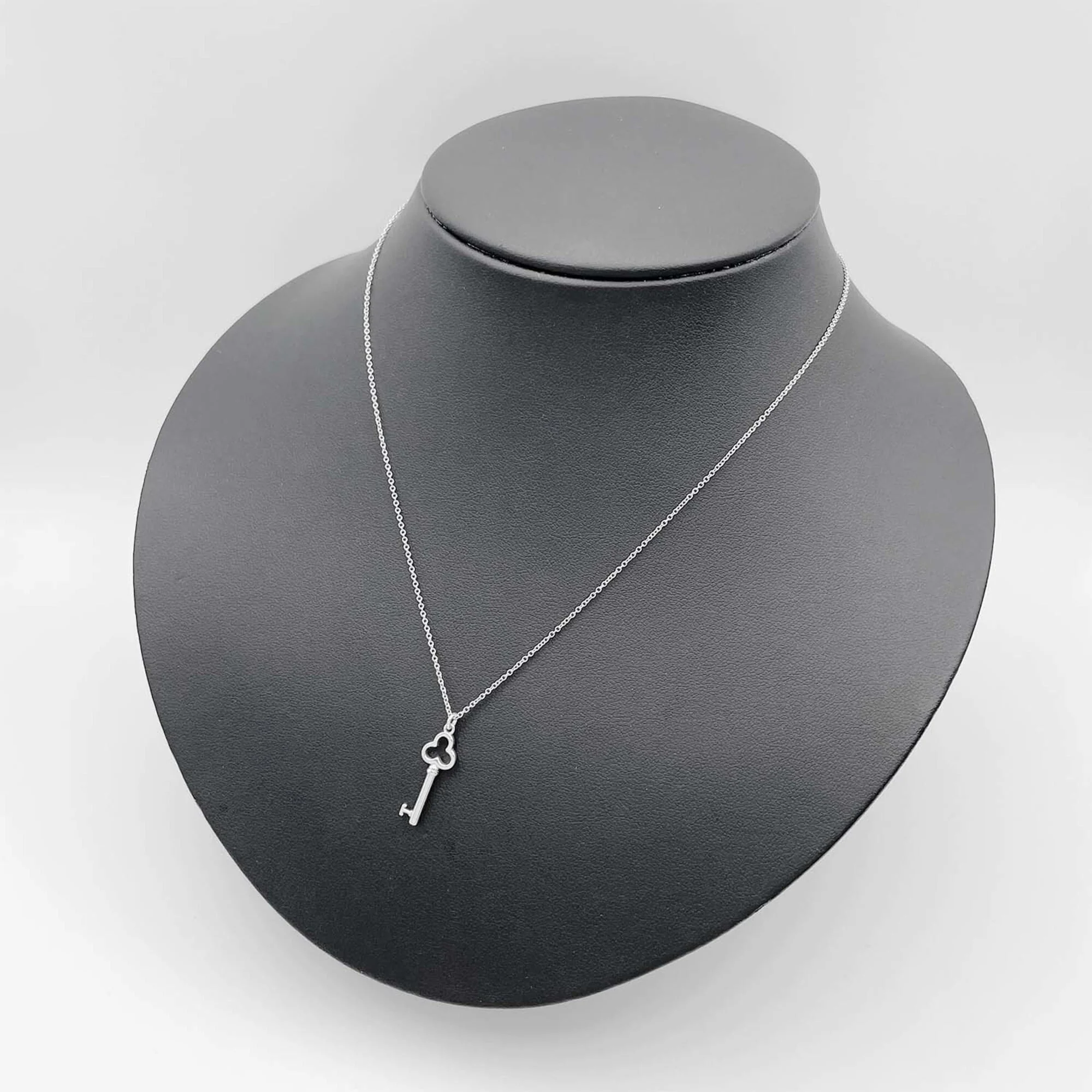 Key Trefoil Pendant Necklace Sterling Silver Mini - Image 7