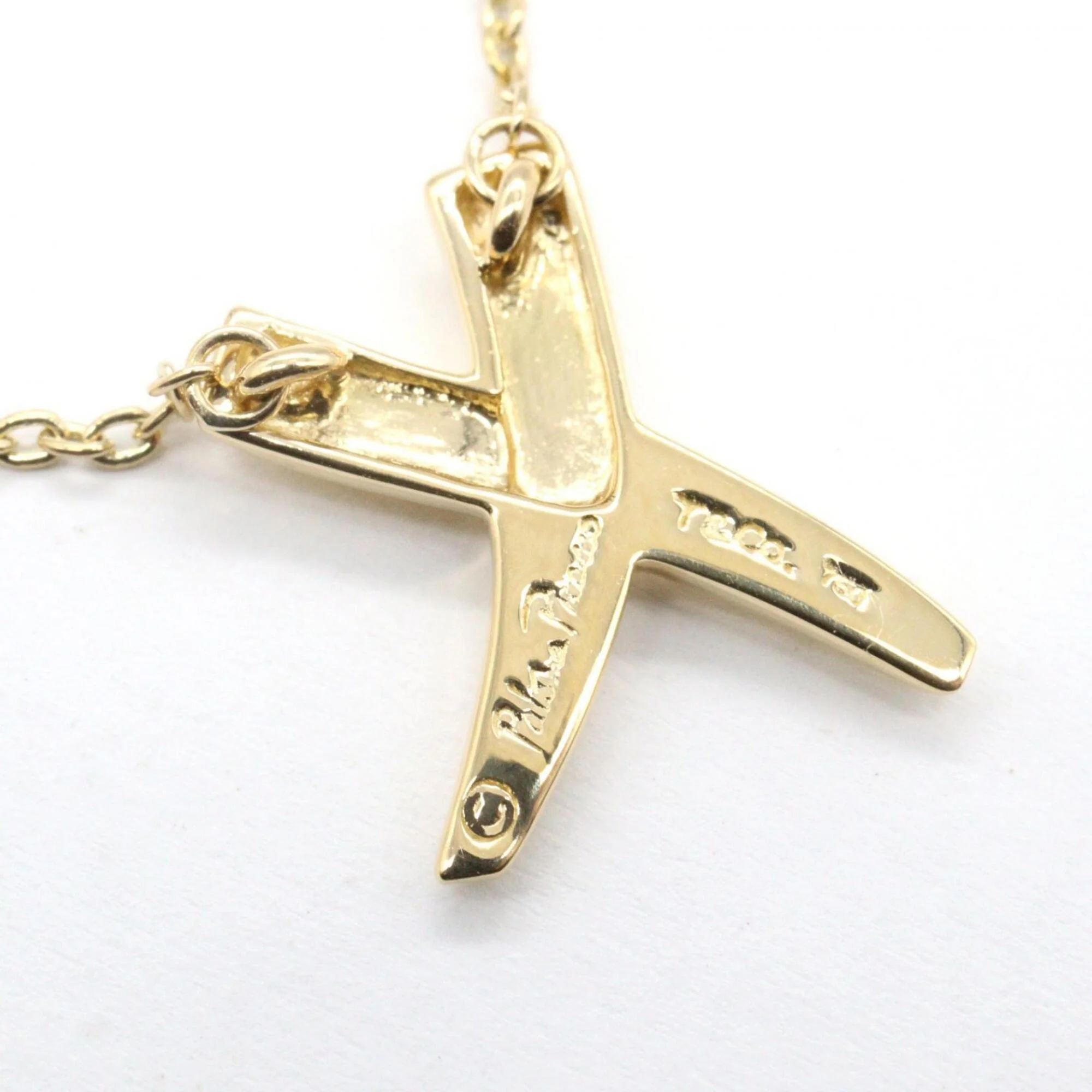 Kiss Pendant Necklace 18K Yellow Gold - Image 4