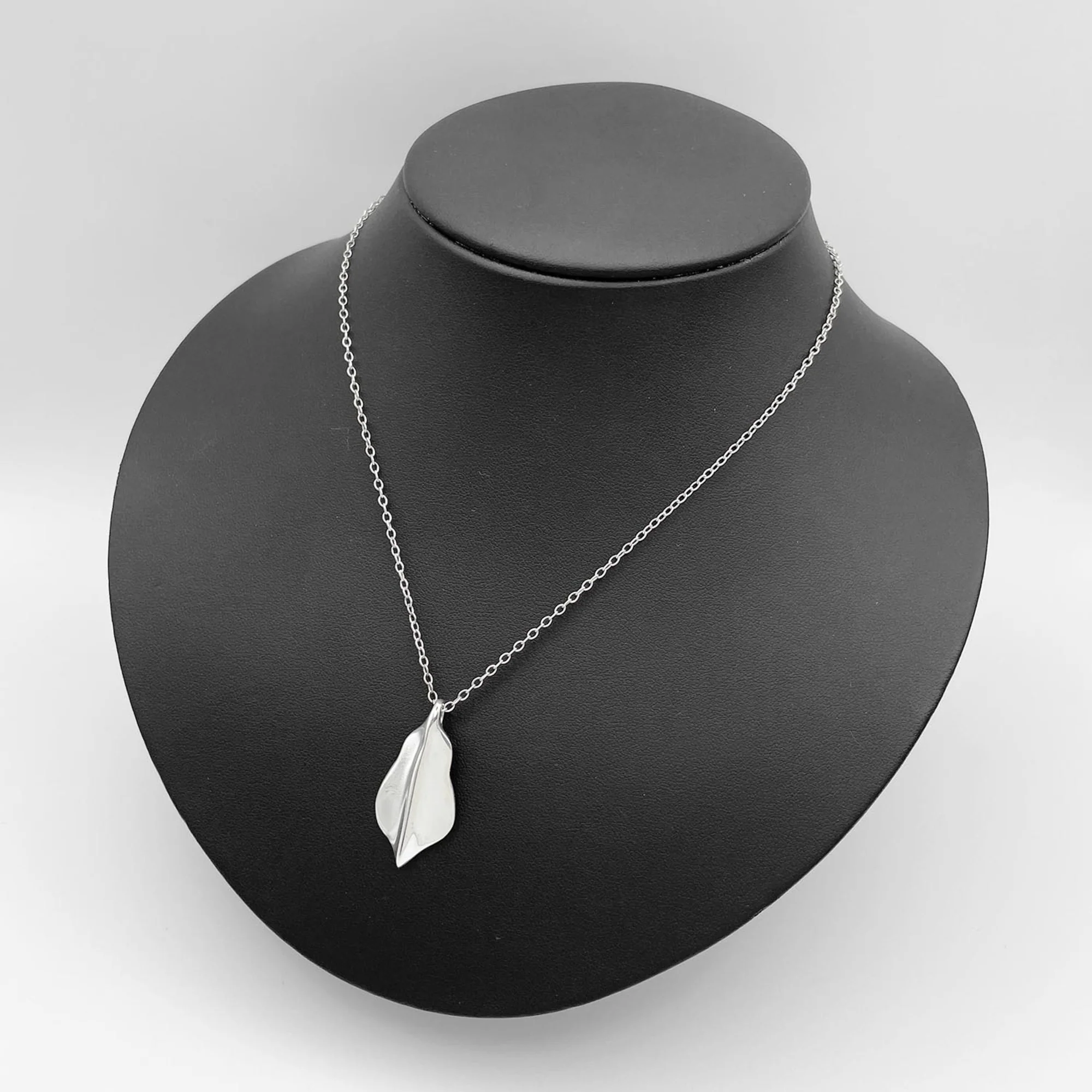Leaf Pendant Necklace Sterling Silver - Image 8