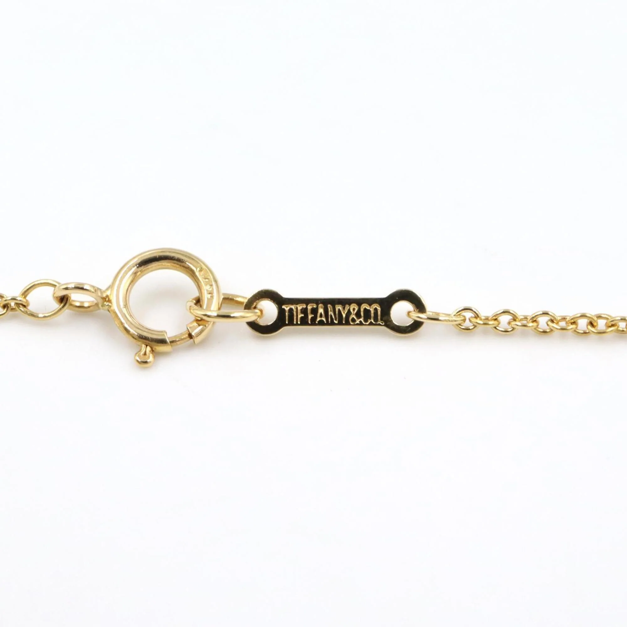 Loving Heart Pendant Necklace 18K Yellow Gold - Image 4